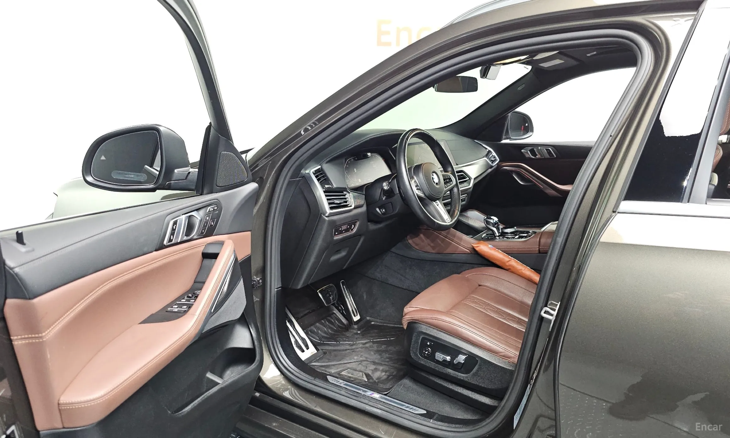 BMW X6 (G06) превью 10