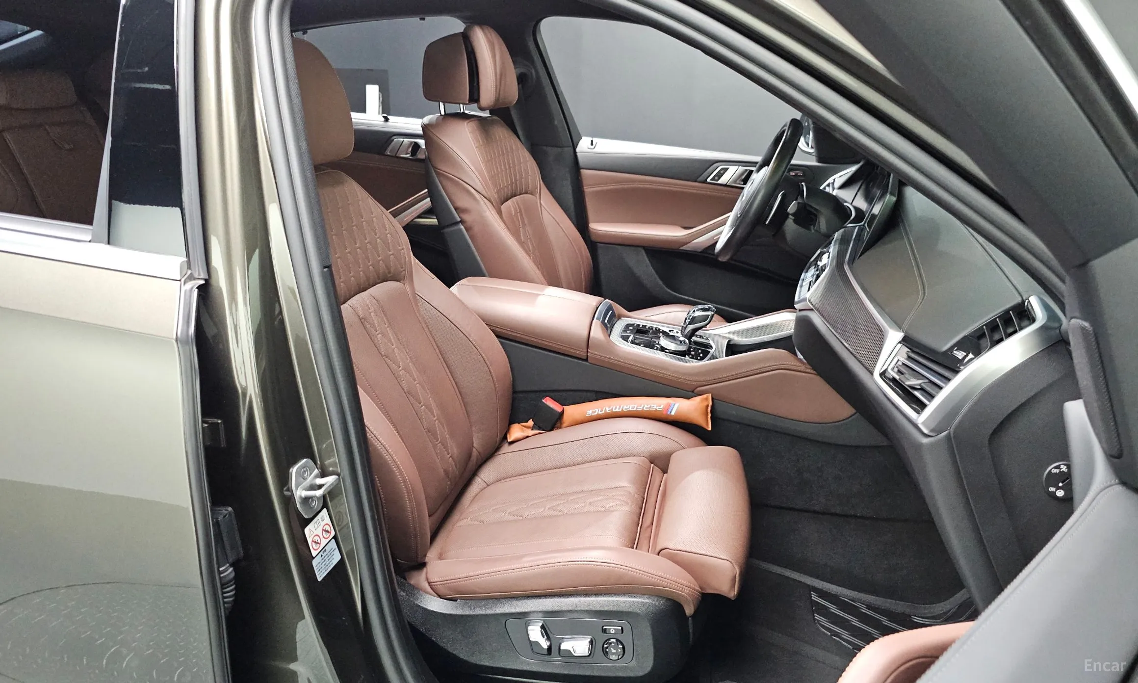 BMW X6 (G06) превью 12