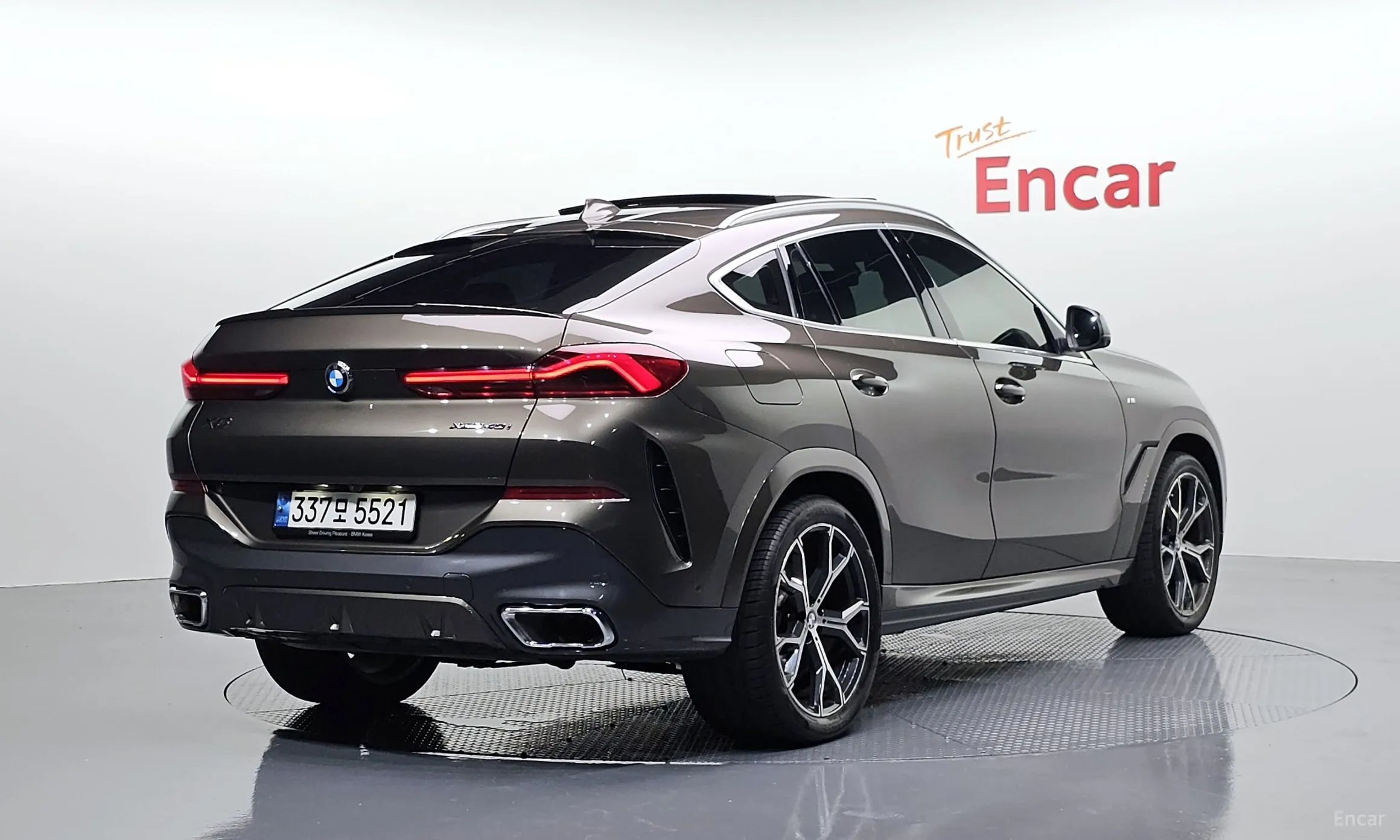 BMW X6 (G06)