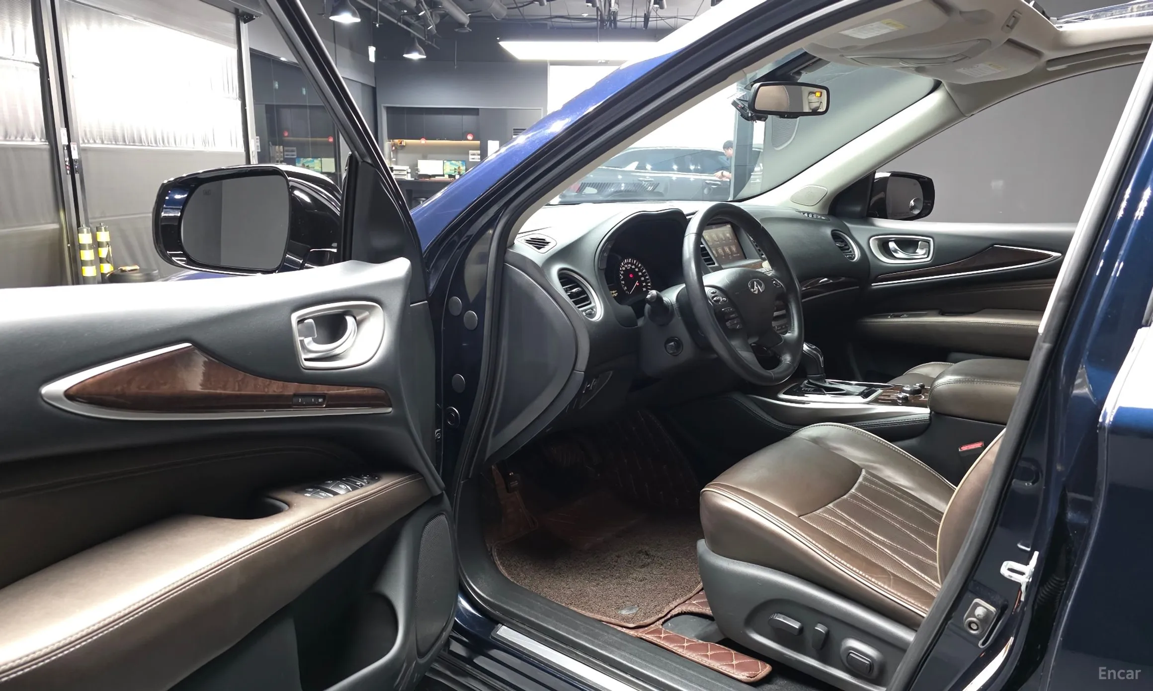 Infiniti QX60 превью 10