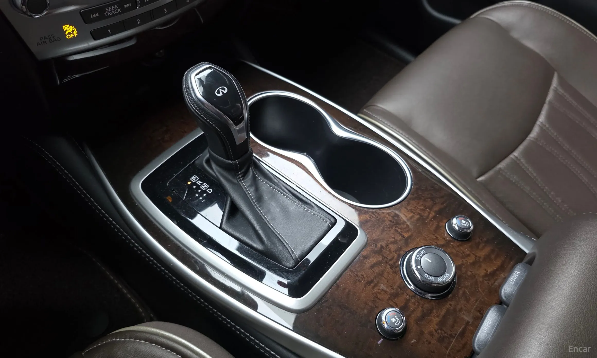 Infiniti QX60 превью 9