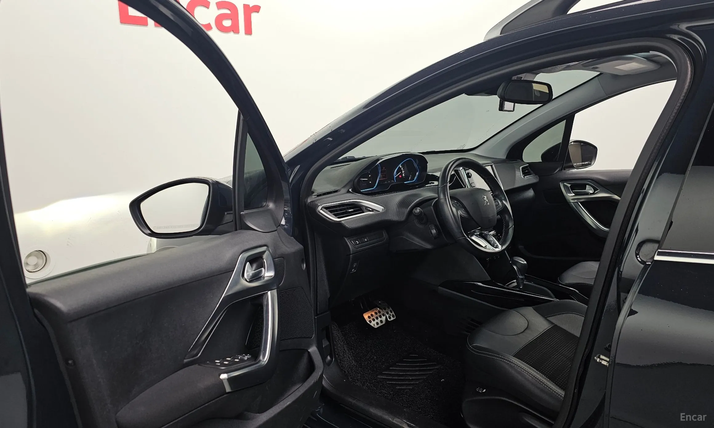 Peugeot 2008. превью 10