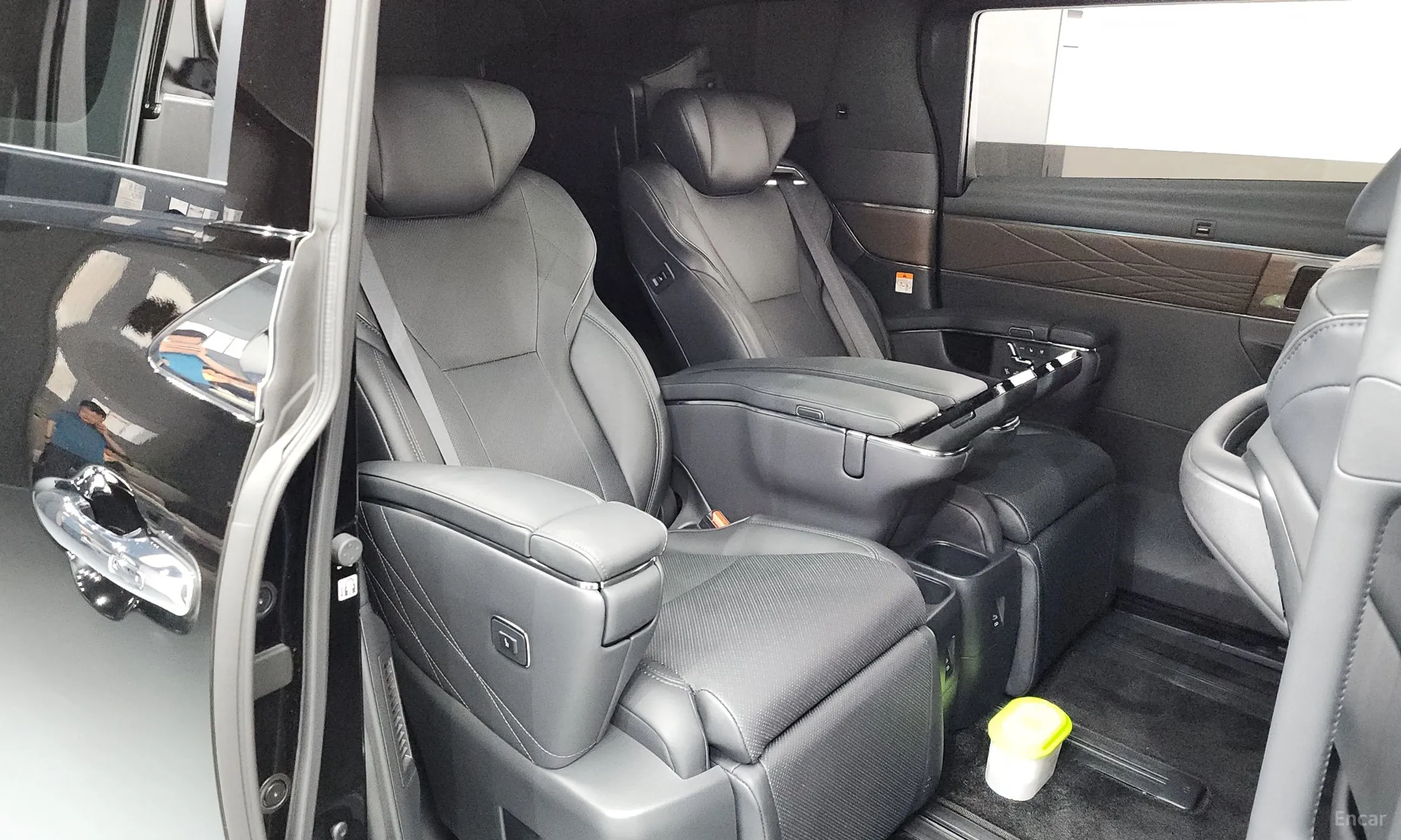 Toyota Alphard 4th Generation превью 11