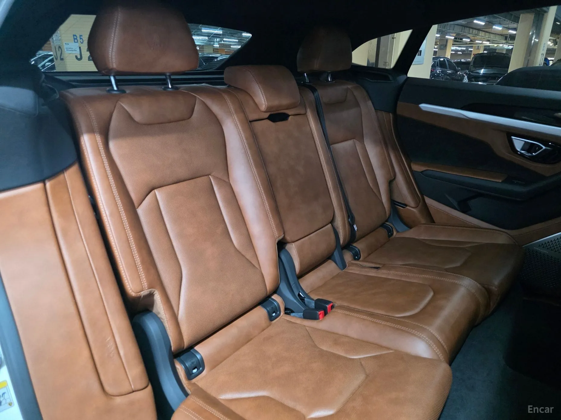 Lamborghini Urus превью 11