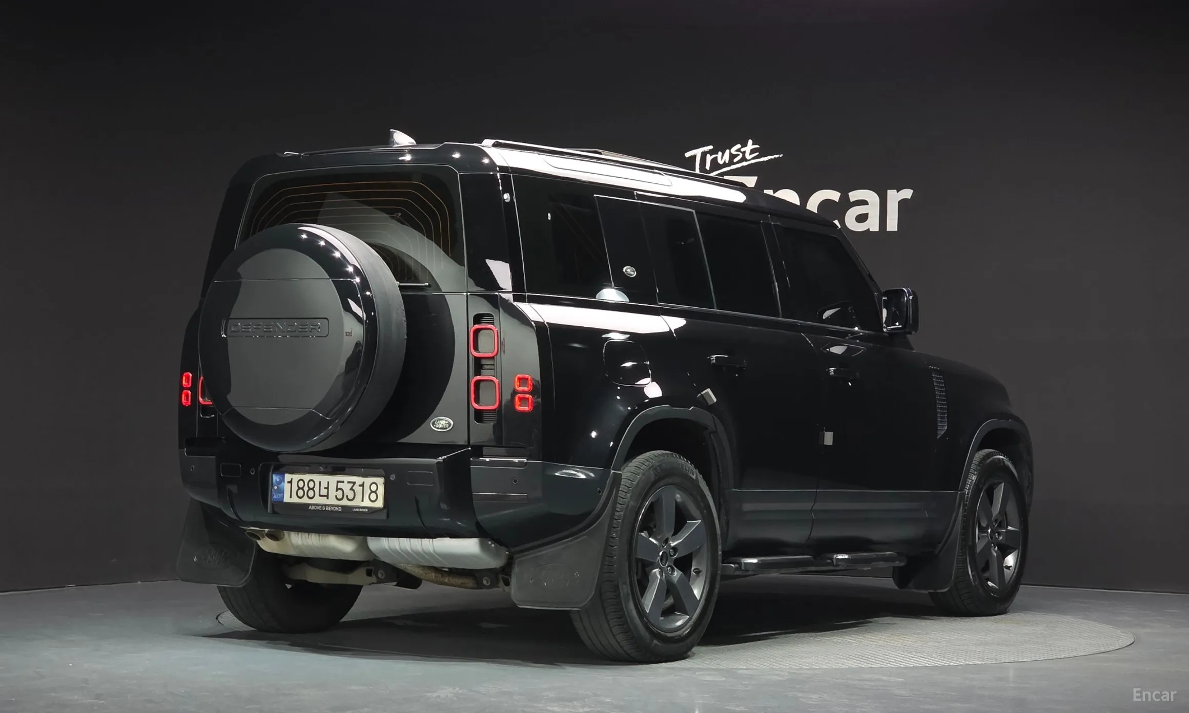 Land Rover Defender (L663)