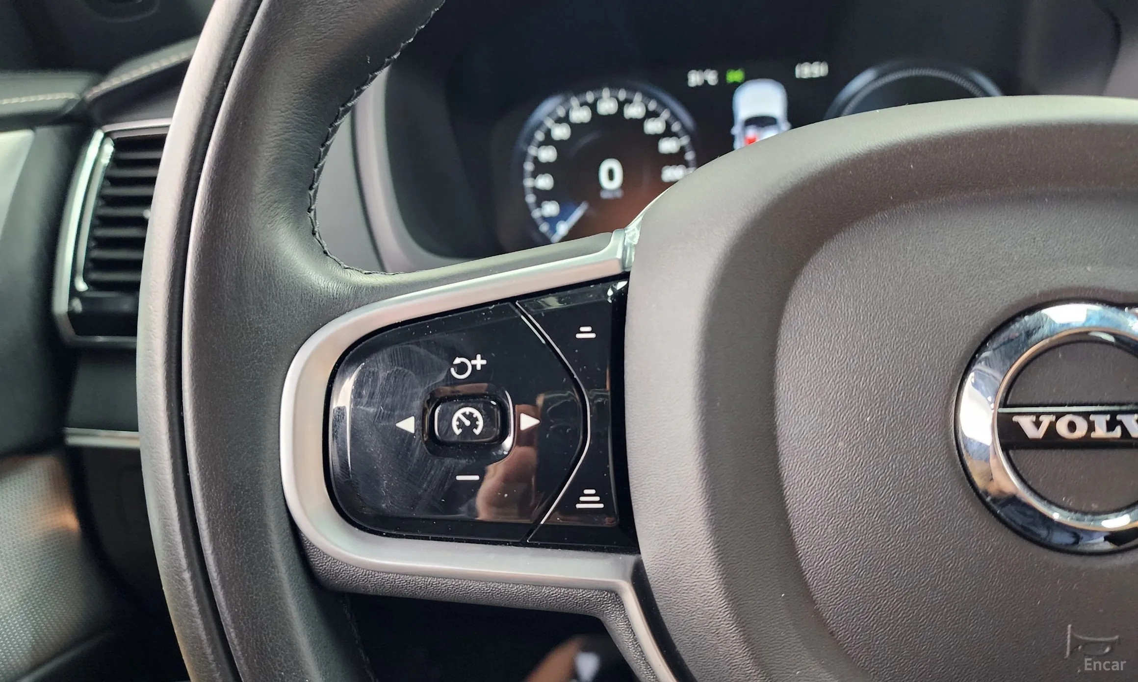 Volvo XC90 Gen 2 превью 16