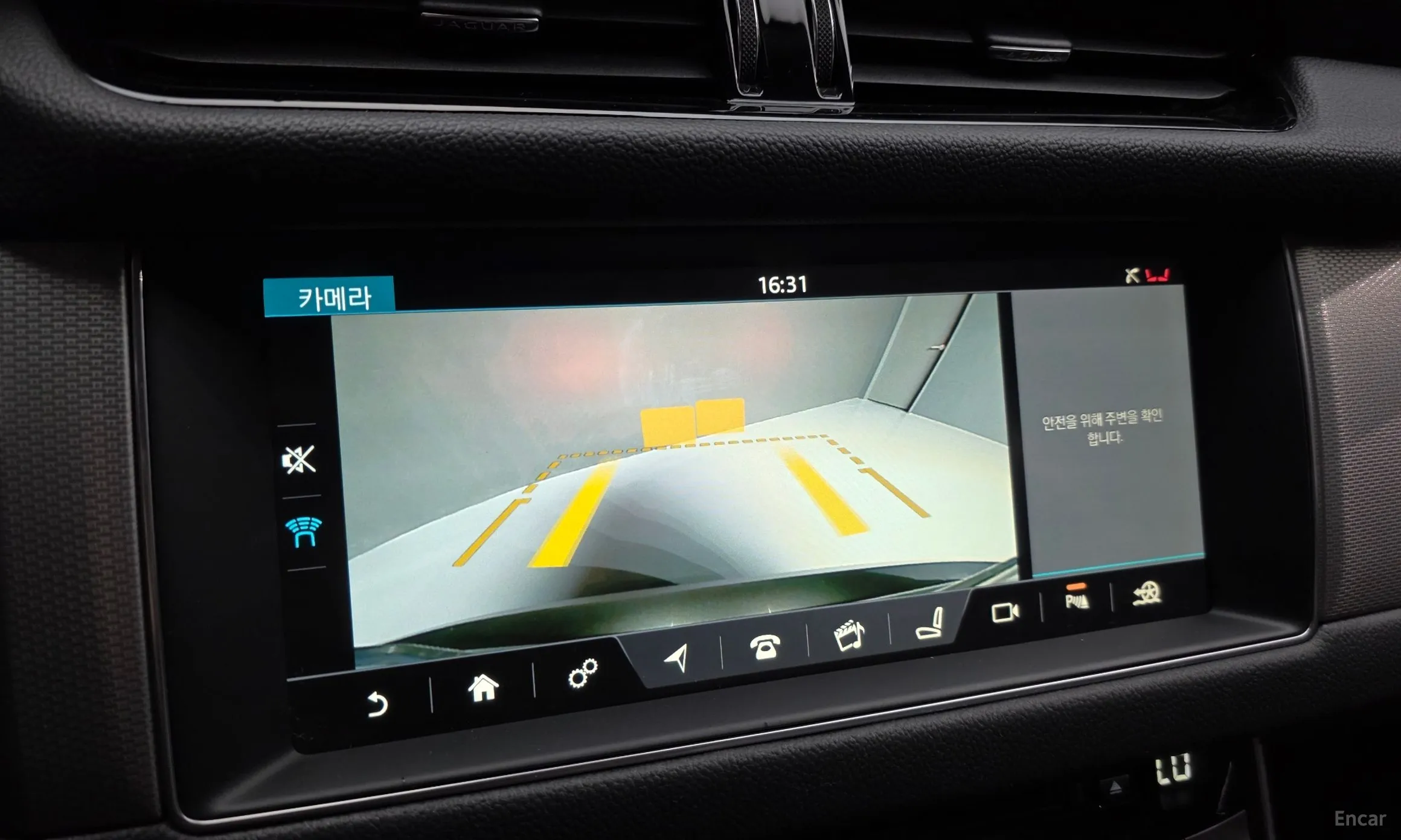Jaguar XF (x260) превью 15