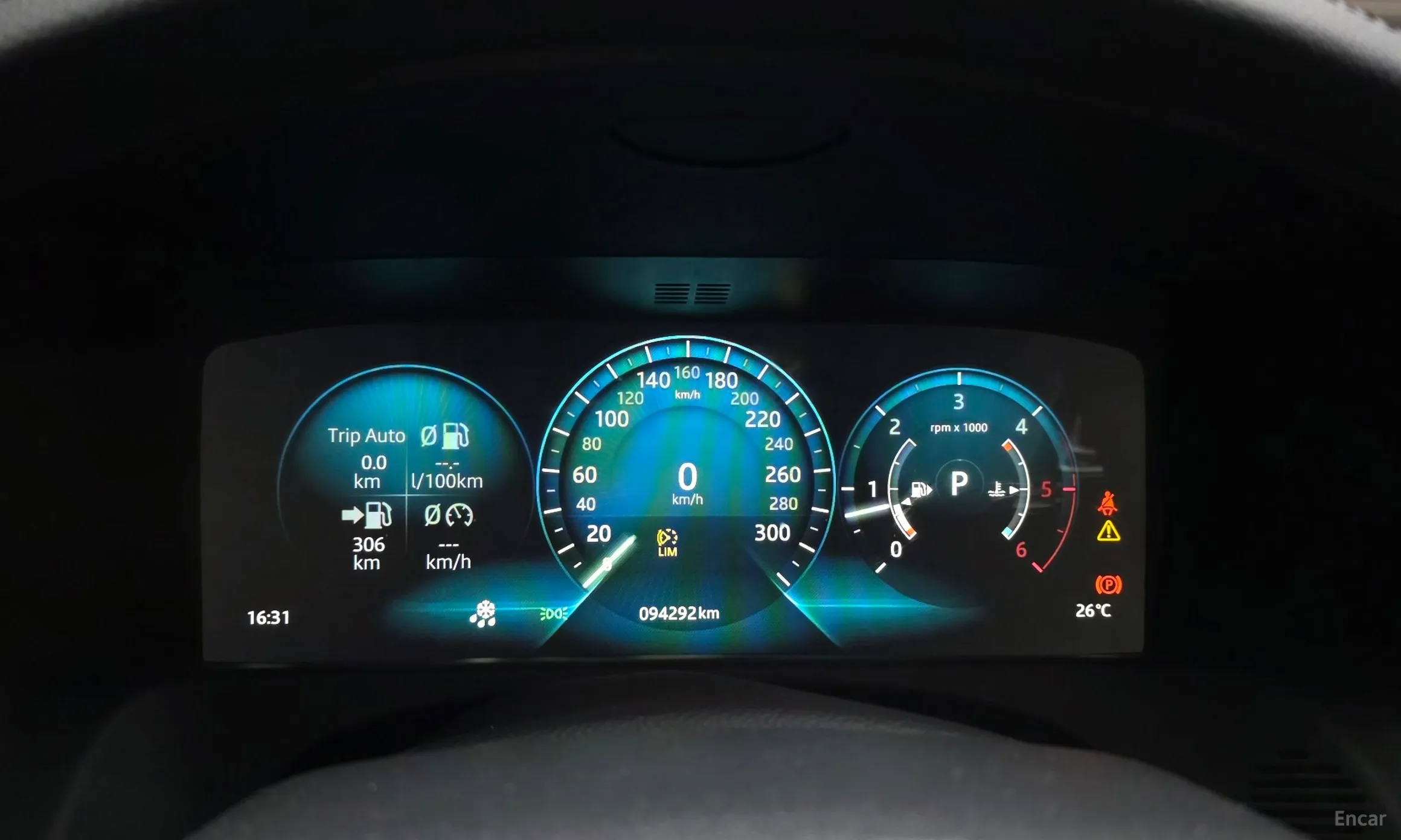 Jaguar XF (x260) превью 8