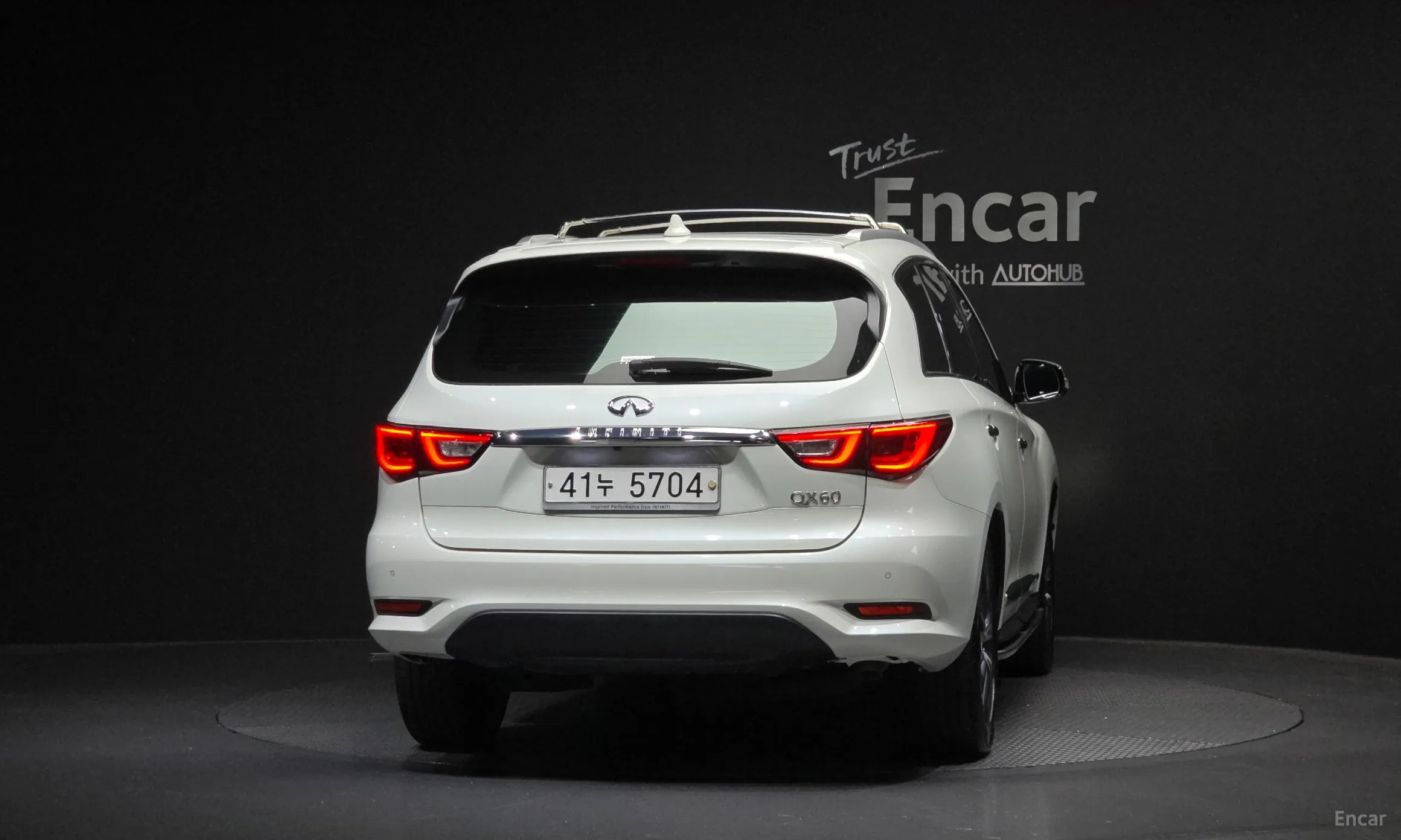 Infiniti QX60 превью 4
