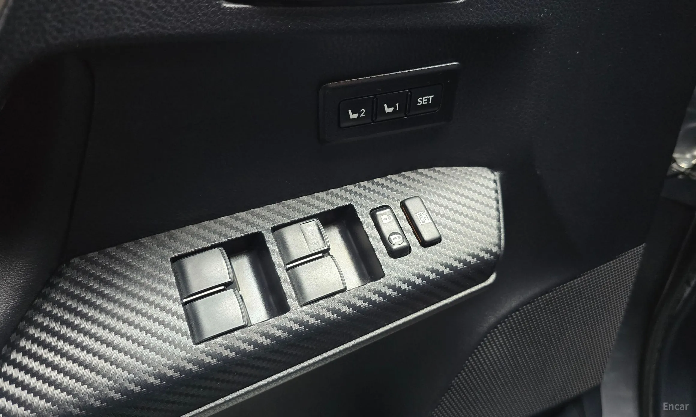 Toyota RAV4 превью 14