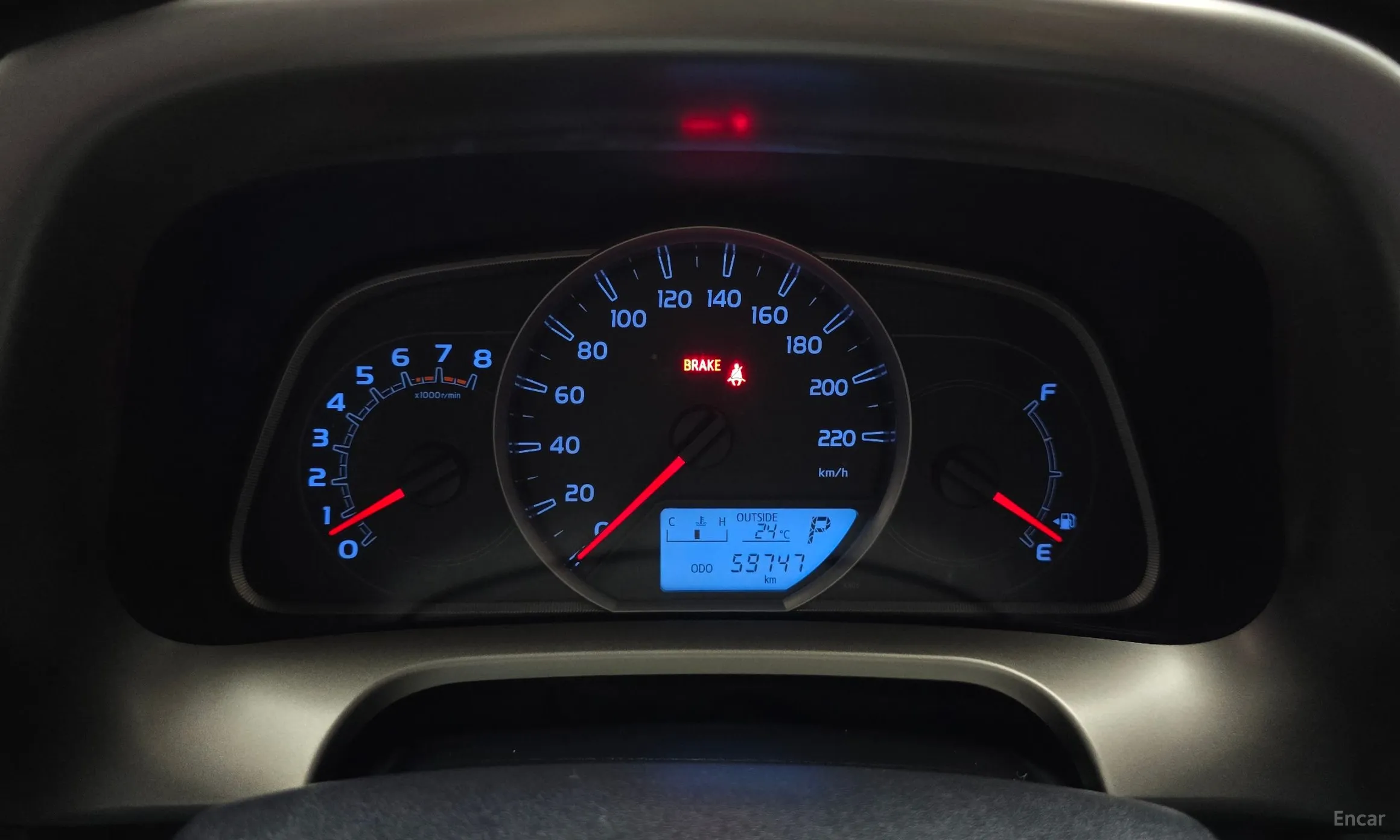 Toyota RAV4 превью 8