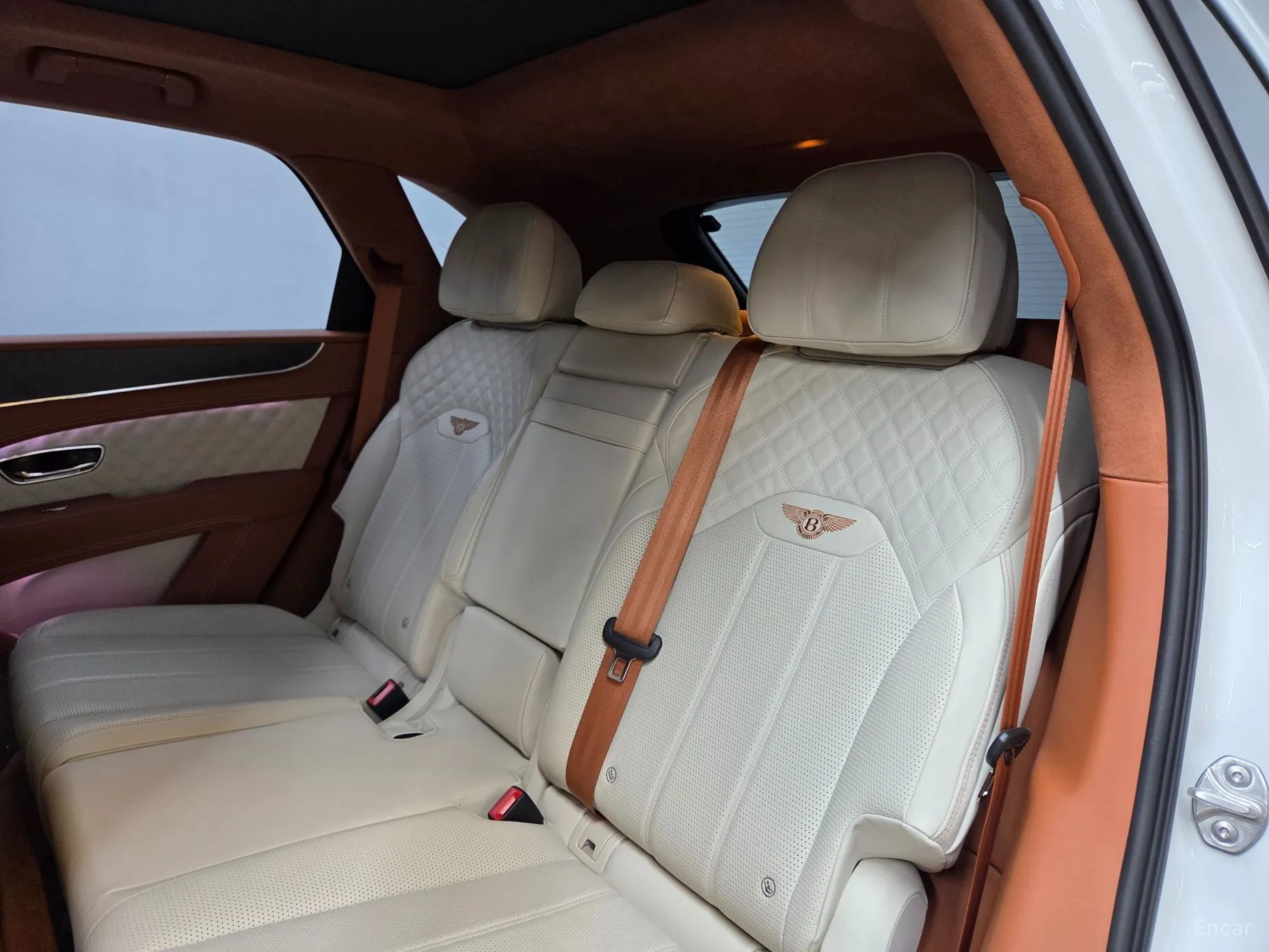 Bentley Bentayga превью 10