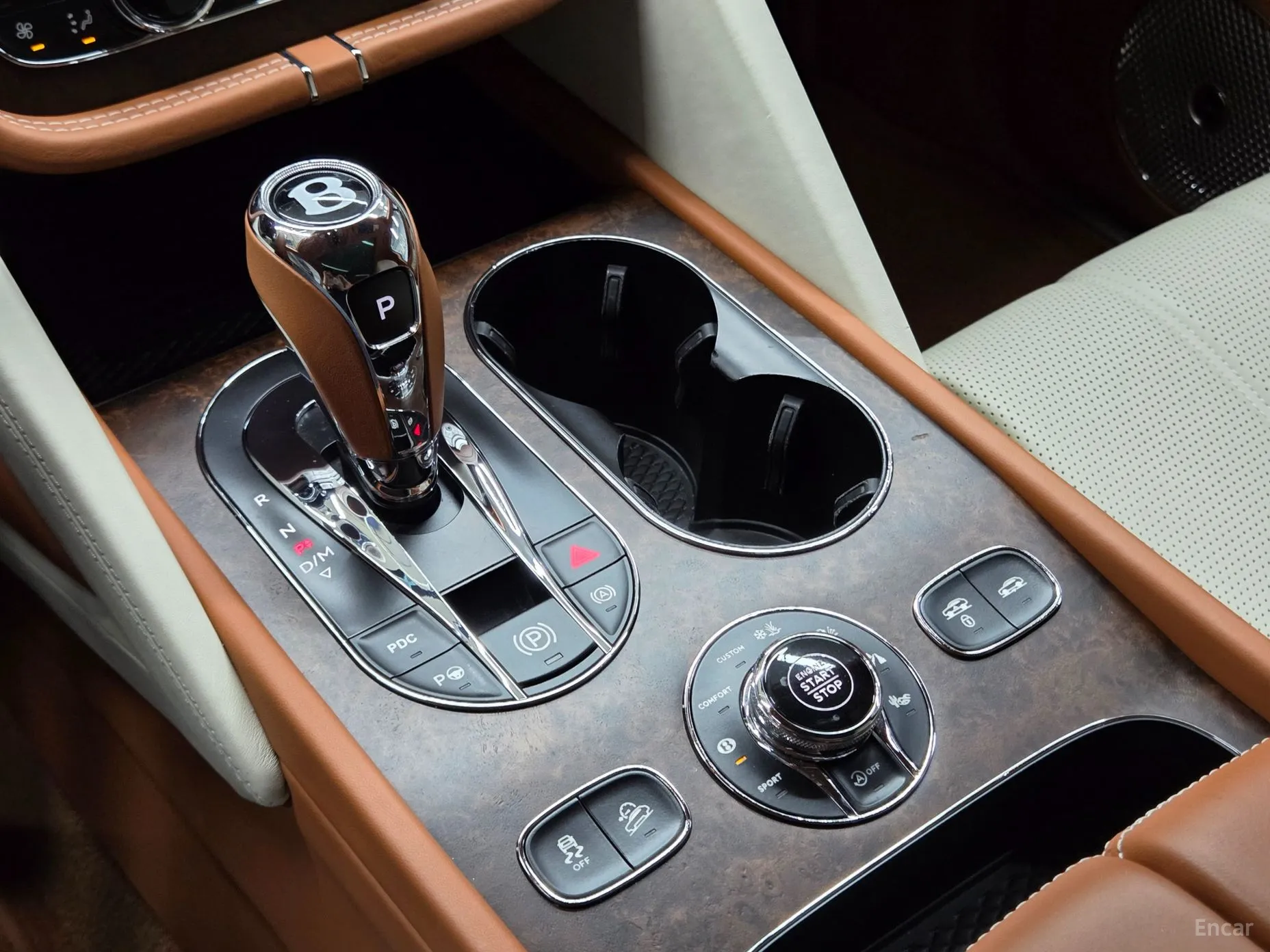 Bentley Bentayga превью 14