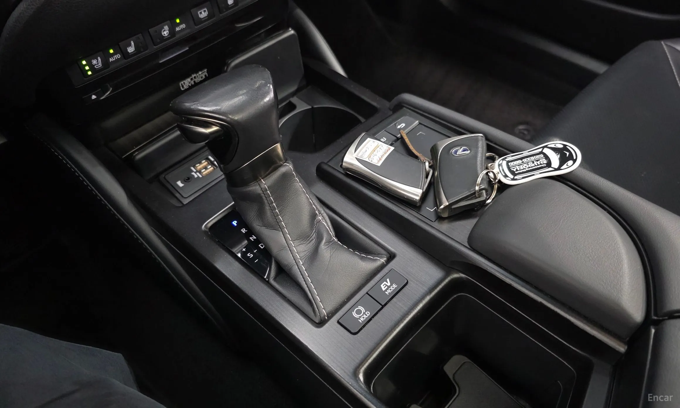 Lexus ES300h 7th Generation превью 9