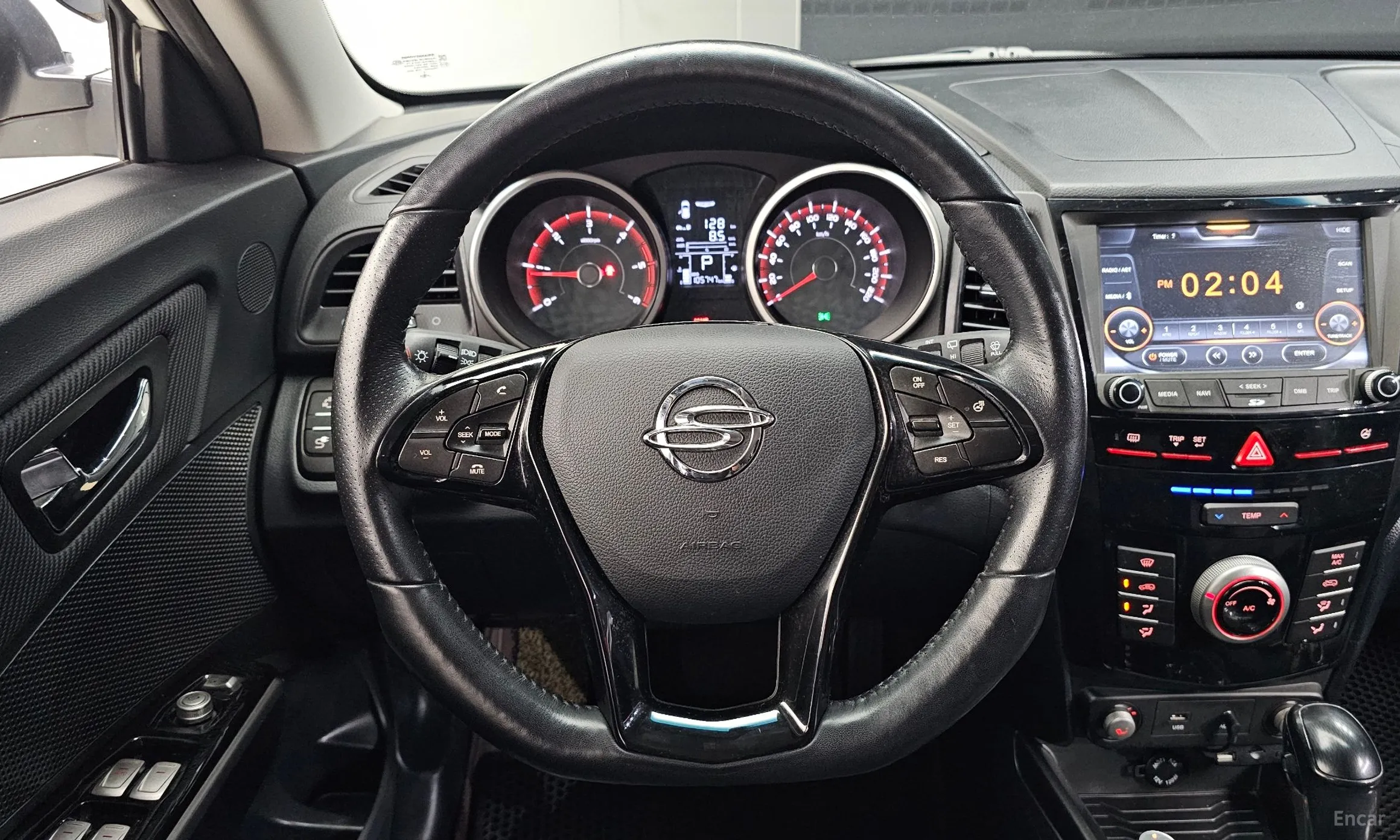 KG Mobility (SsangYong) Tivoli Air превью 13
