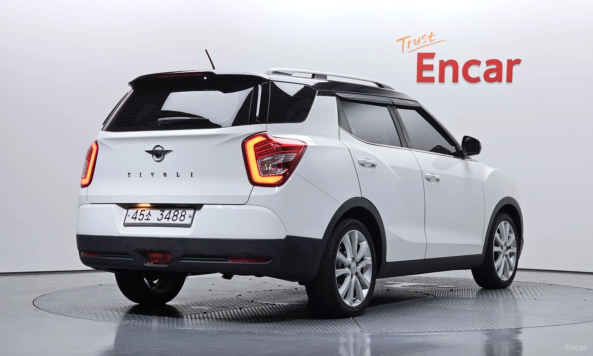 KG Mobility (SsangYong) Tivoli Air превью 2