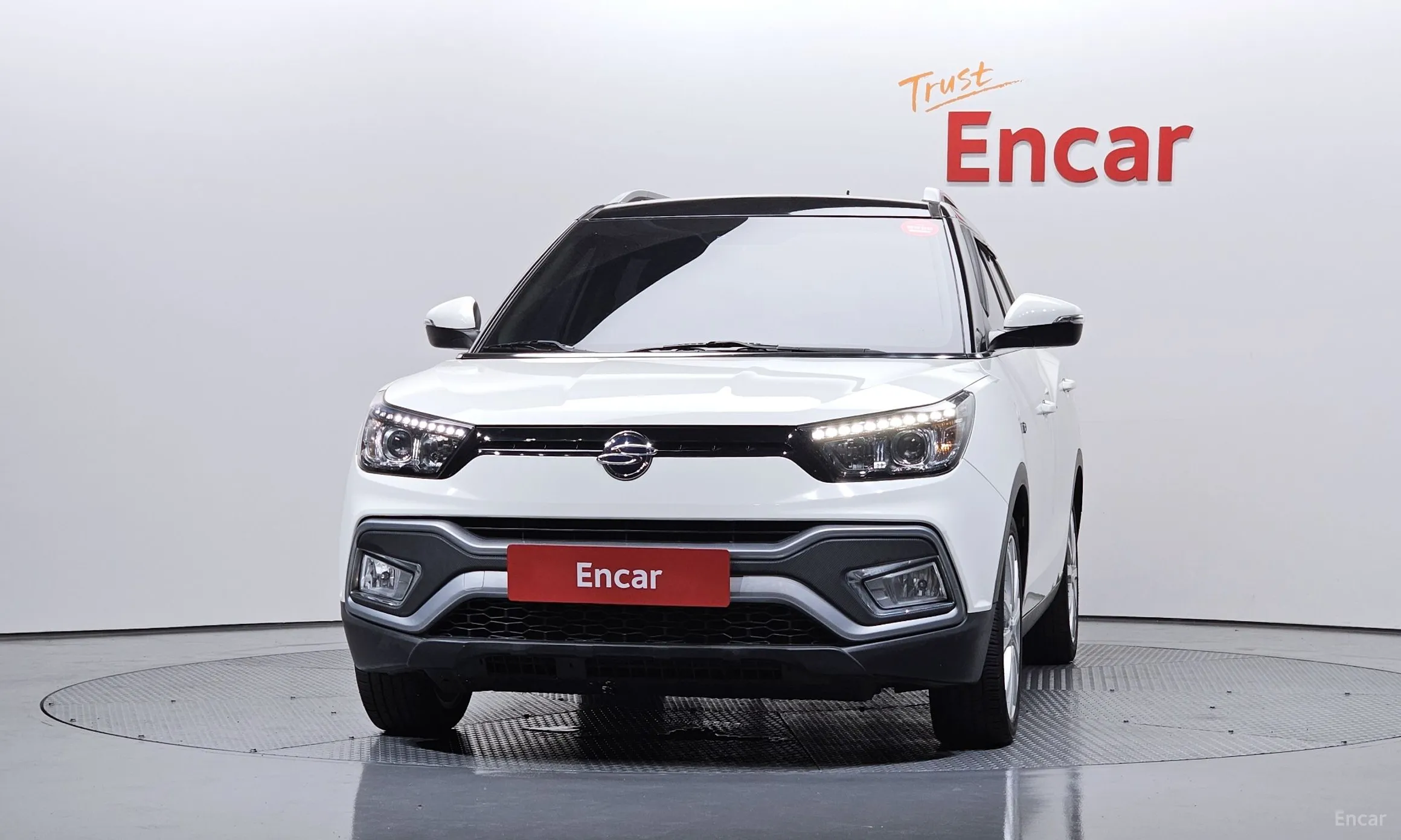 KG Mobility (SsangYong) Tivoli Air превью 3
