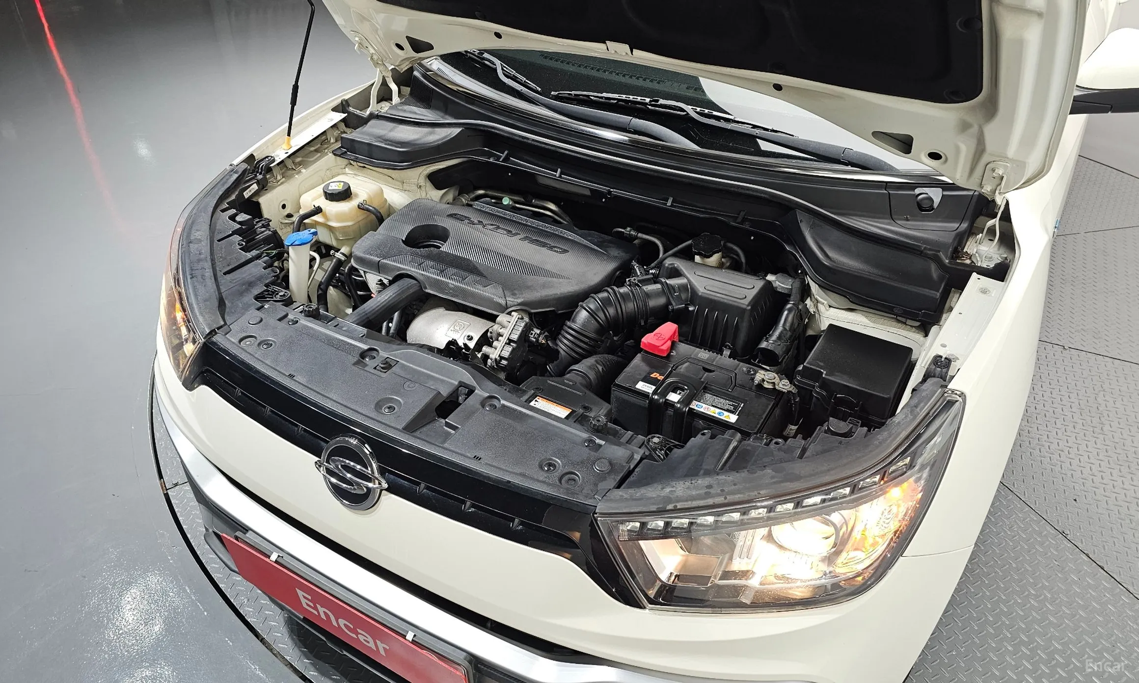 KG Mobility (SsangYong) Tivoli Air превью 6