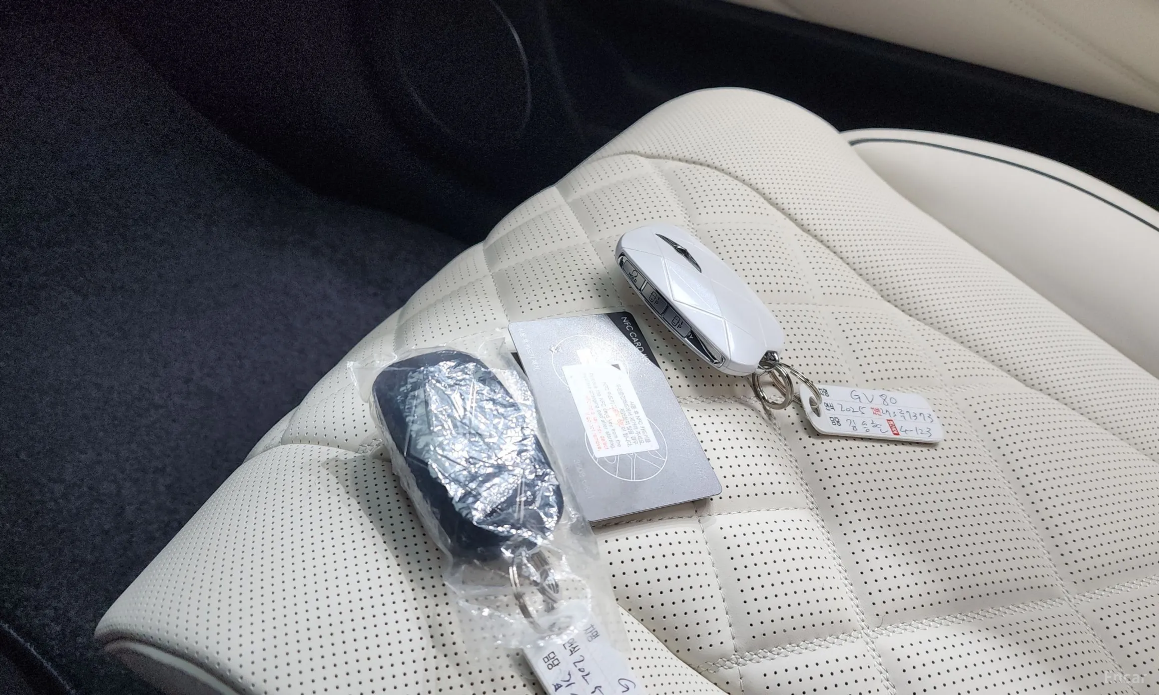 Genesis GV80 превью 15