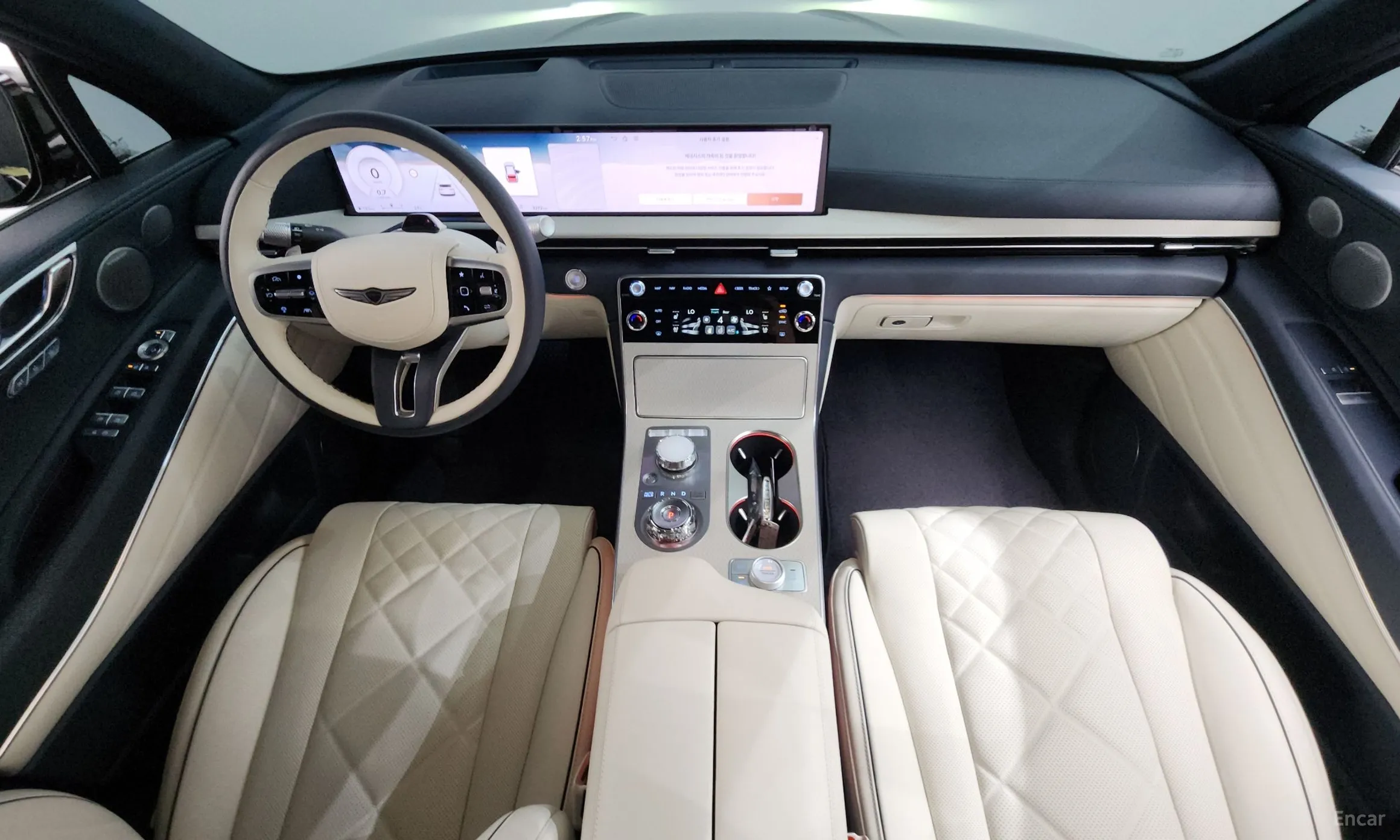Genesis GV80 превью 7