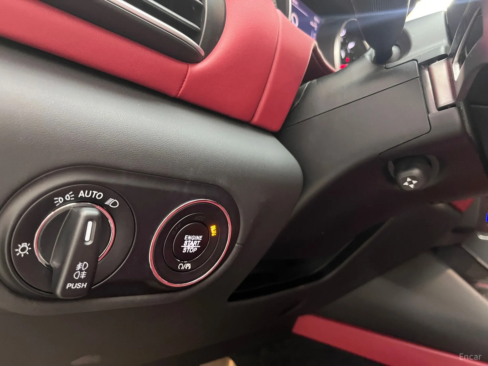 Maserati Levante превью 11