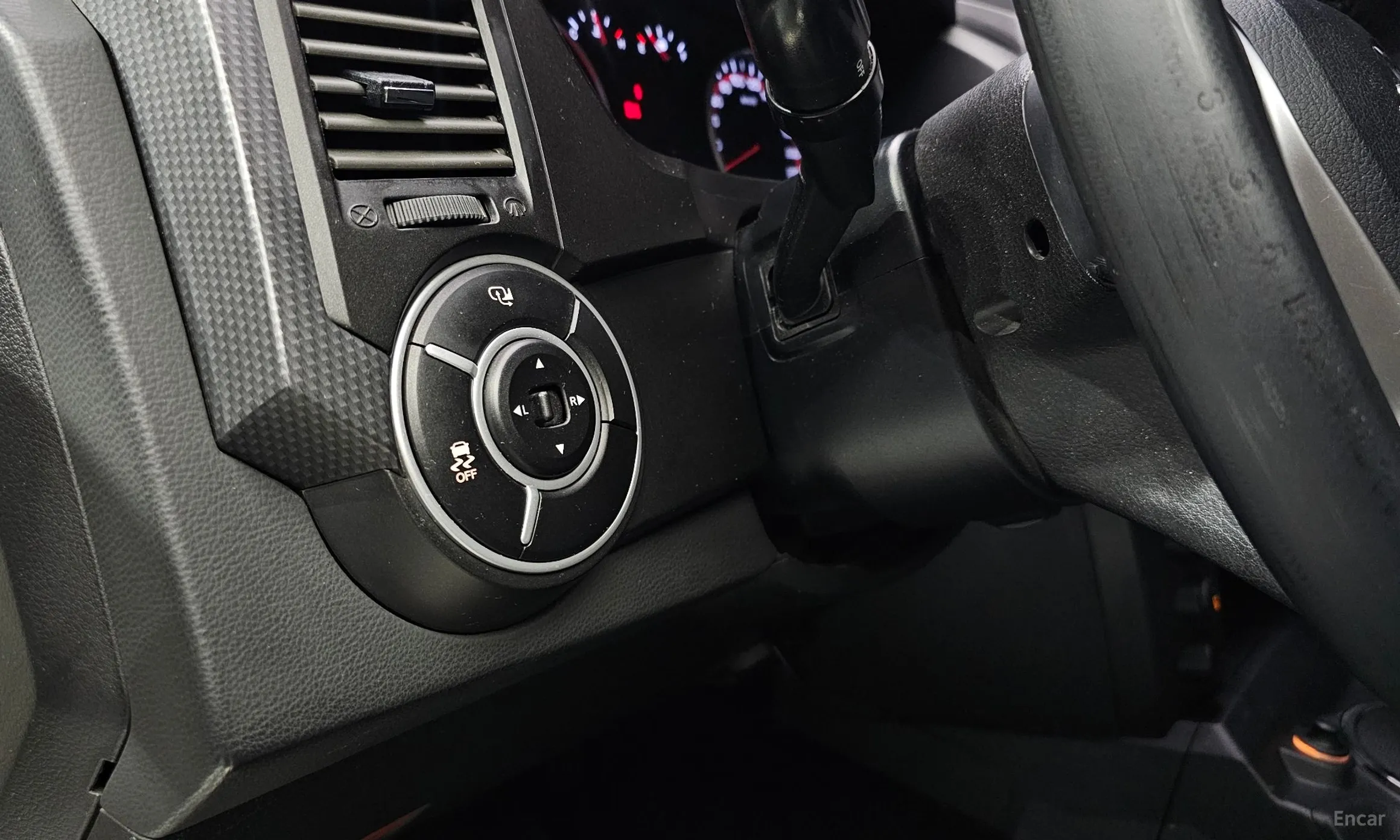 KG Mobility (SsangYong) Korando Sports превью 16