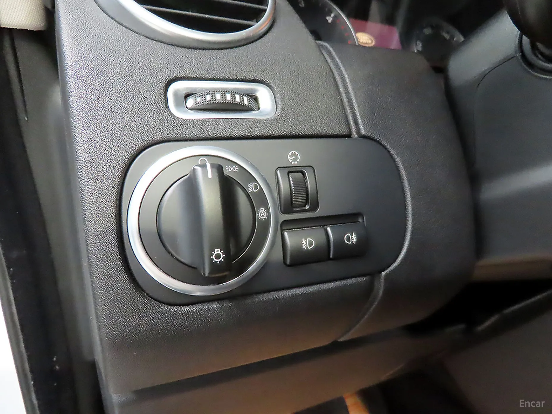 Land Rover Discovery 4 превью 15