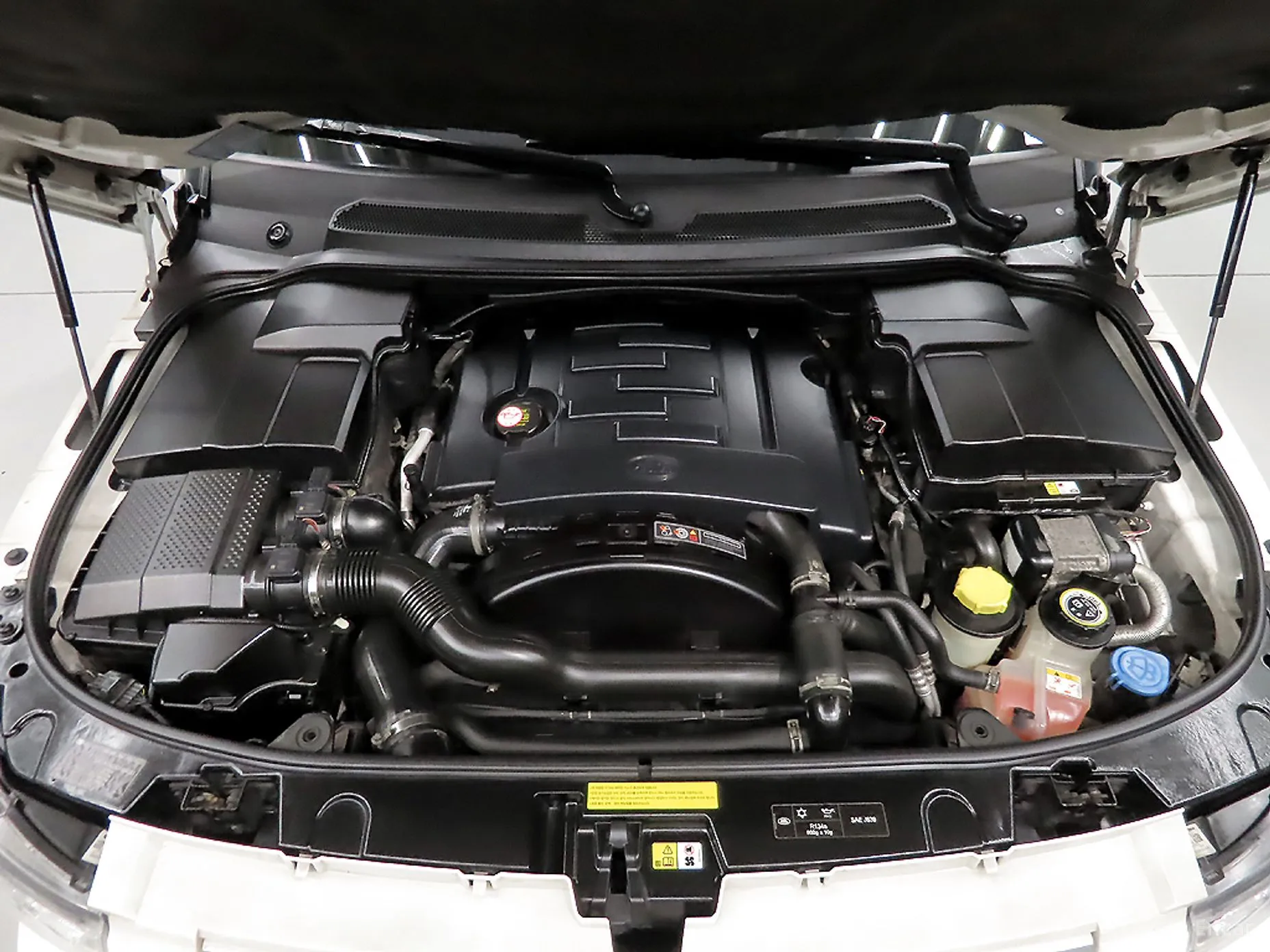 Land Rover Discovery 4 превью 20