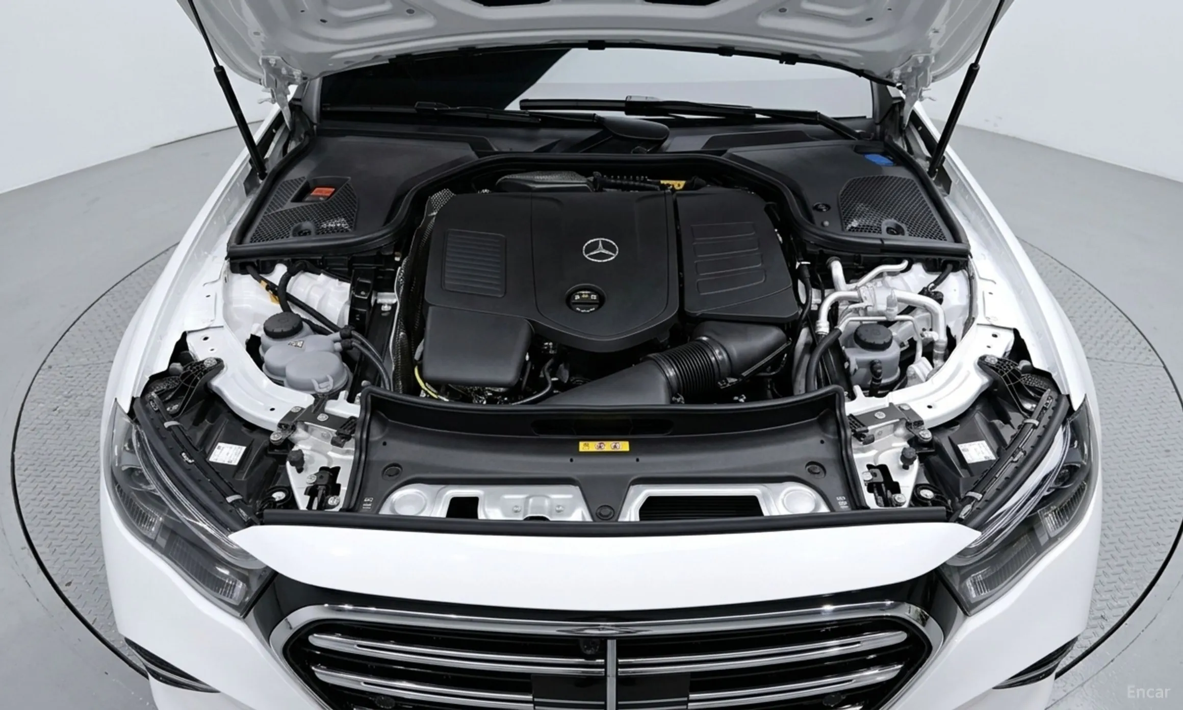 Mercedes Benz E-Class W214 превью 6