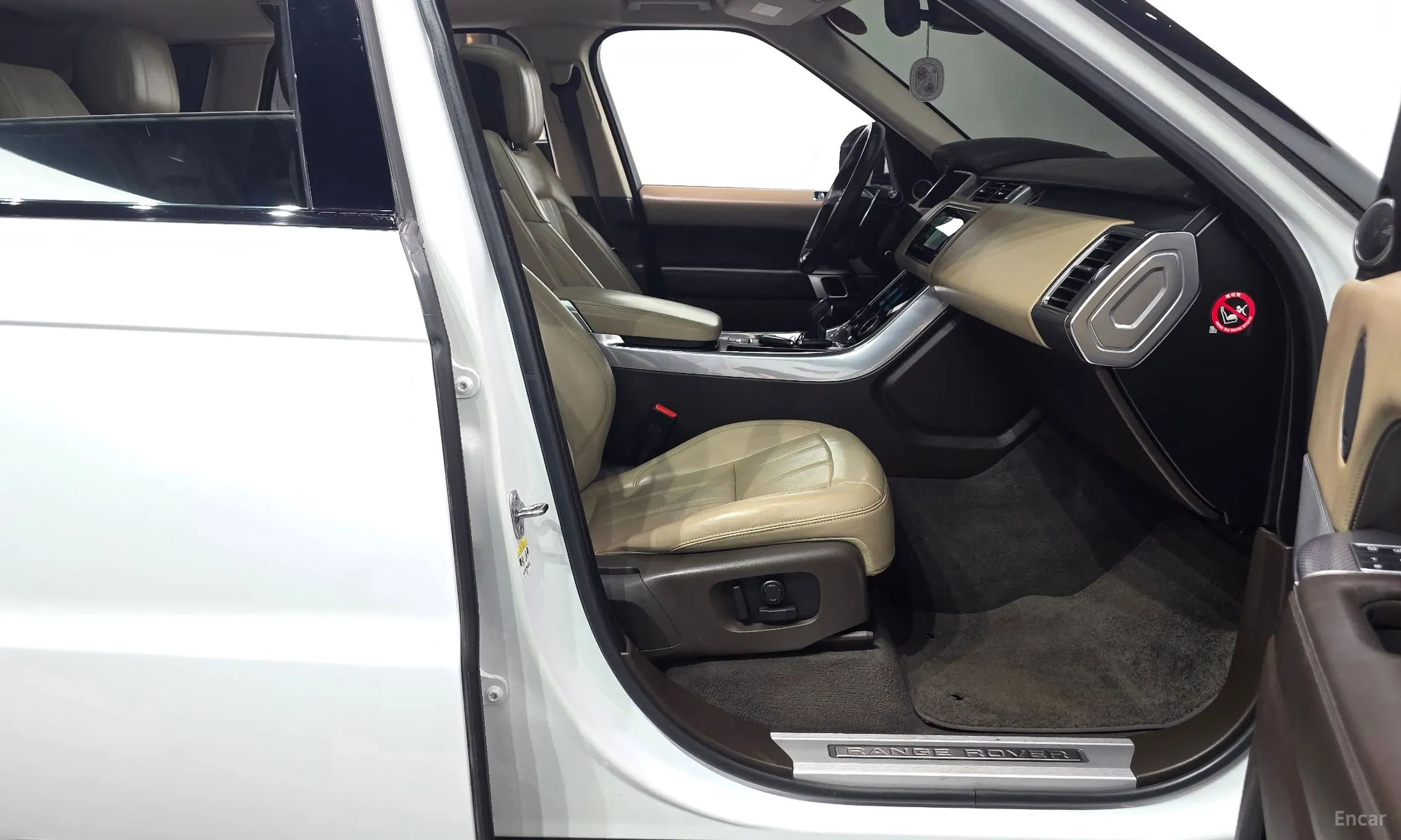 Land Rover Range Rover Sport 2nd Generation превью 10