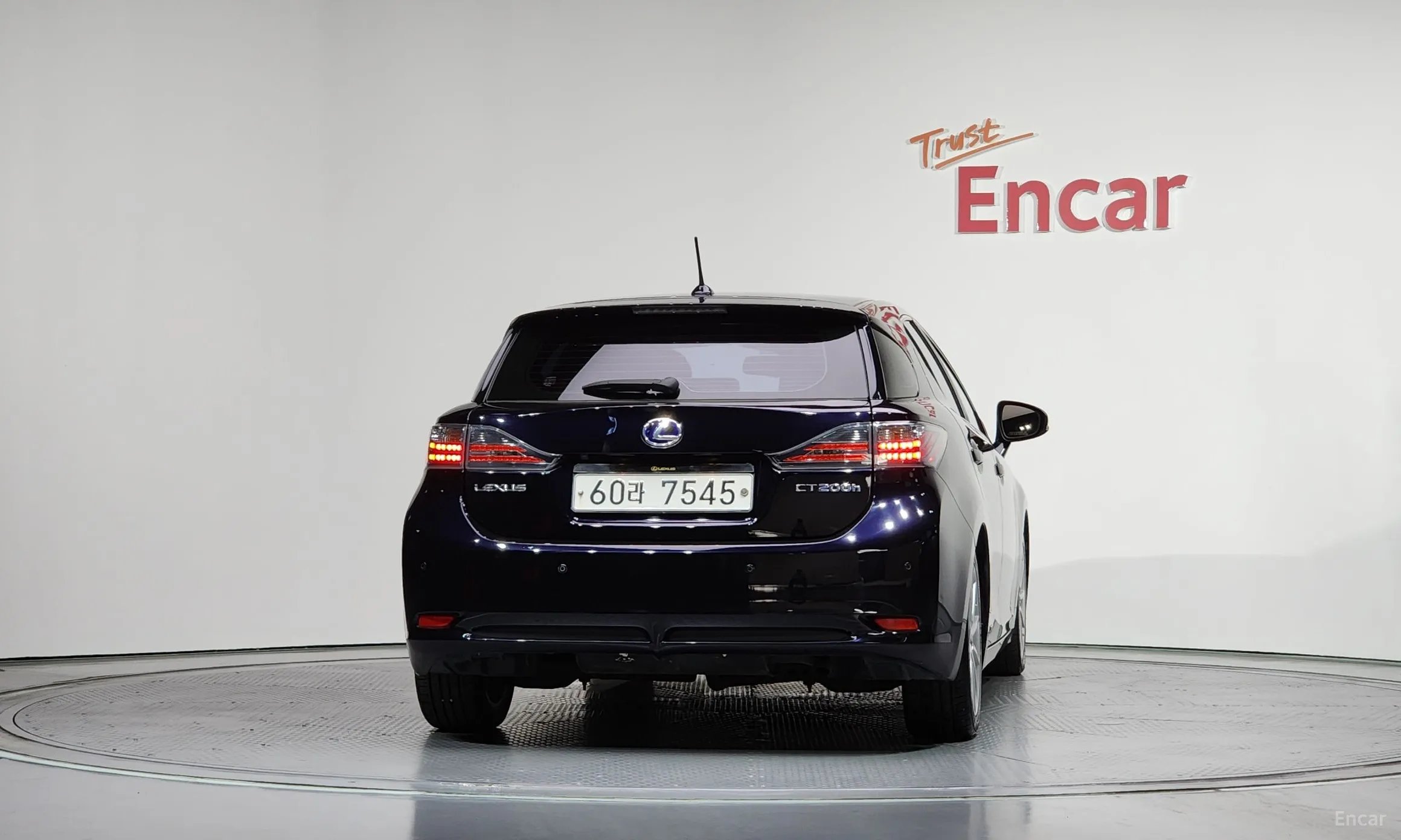 Lexus CT200h превью 4