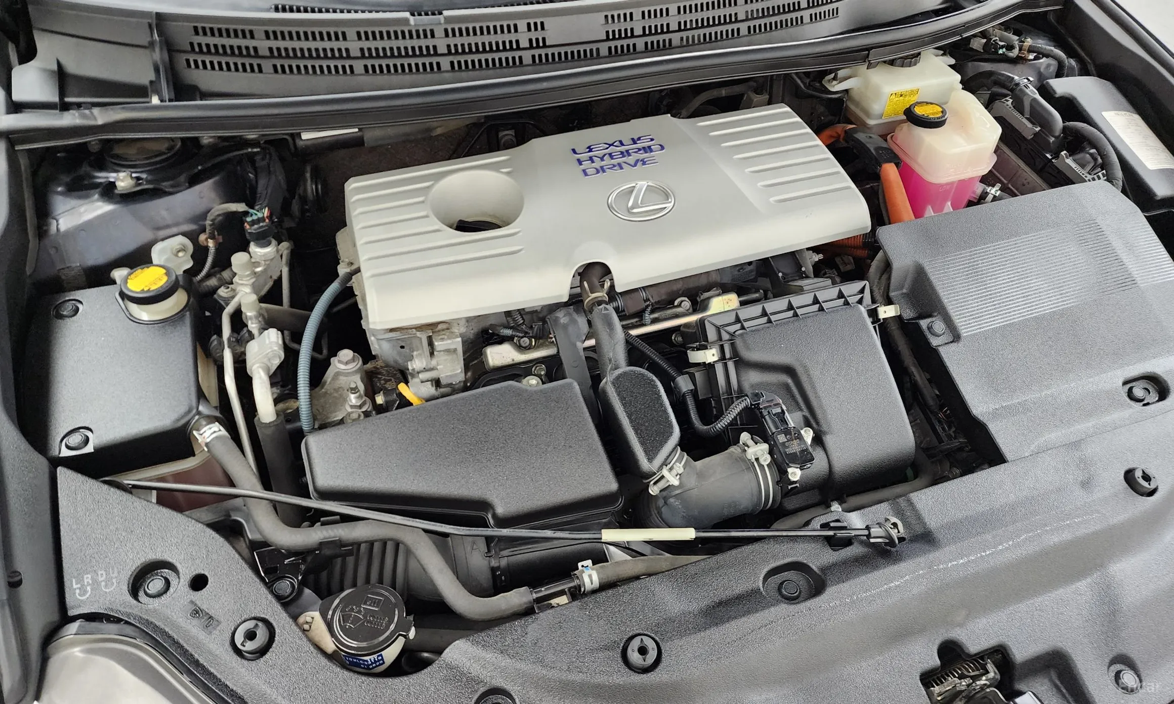 Lexus CT200h превью 6
