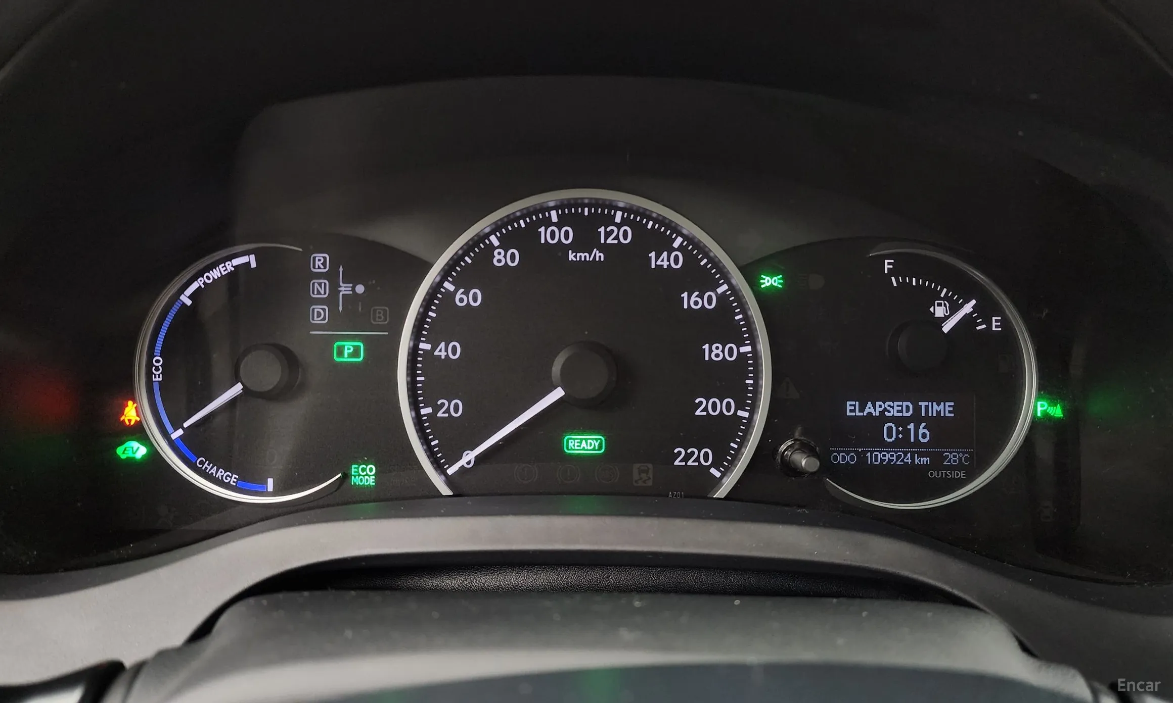 Lexus CT200h превью 8