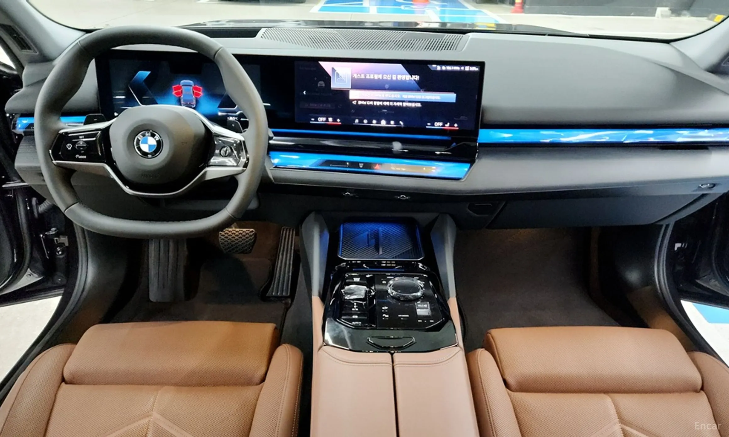 BMW 5 Series (G60) превью 7