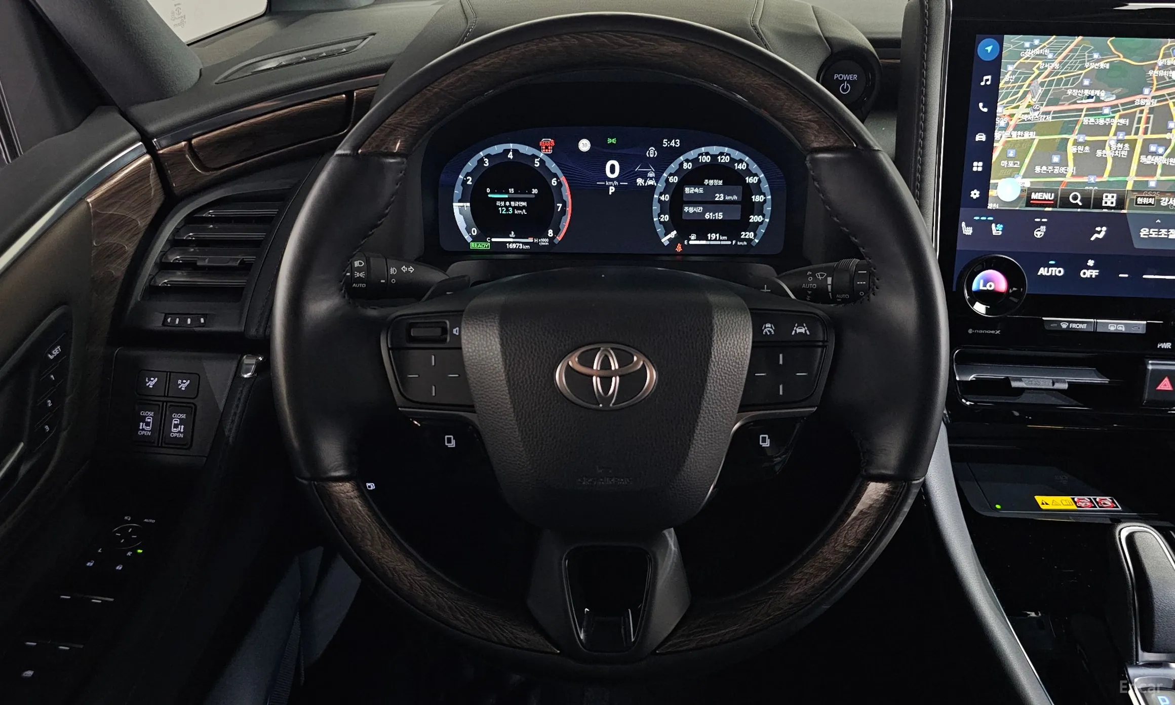 Toyota Alphard 4th Generation превью 13