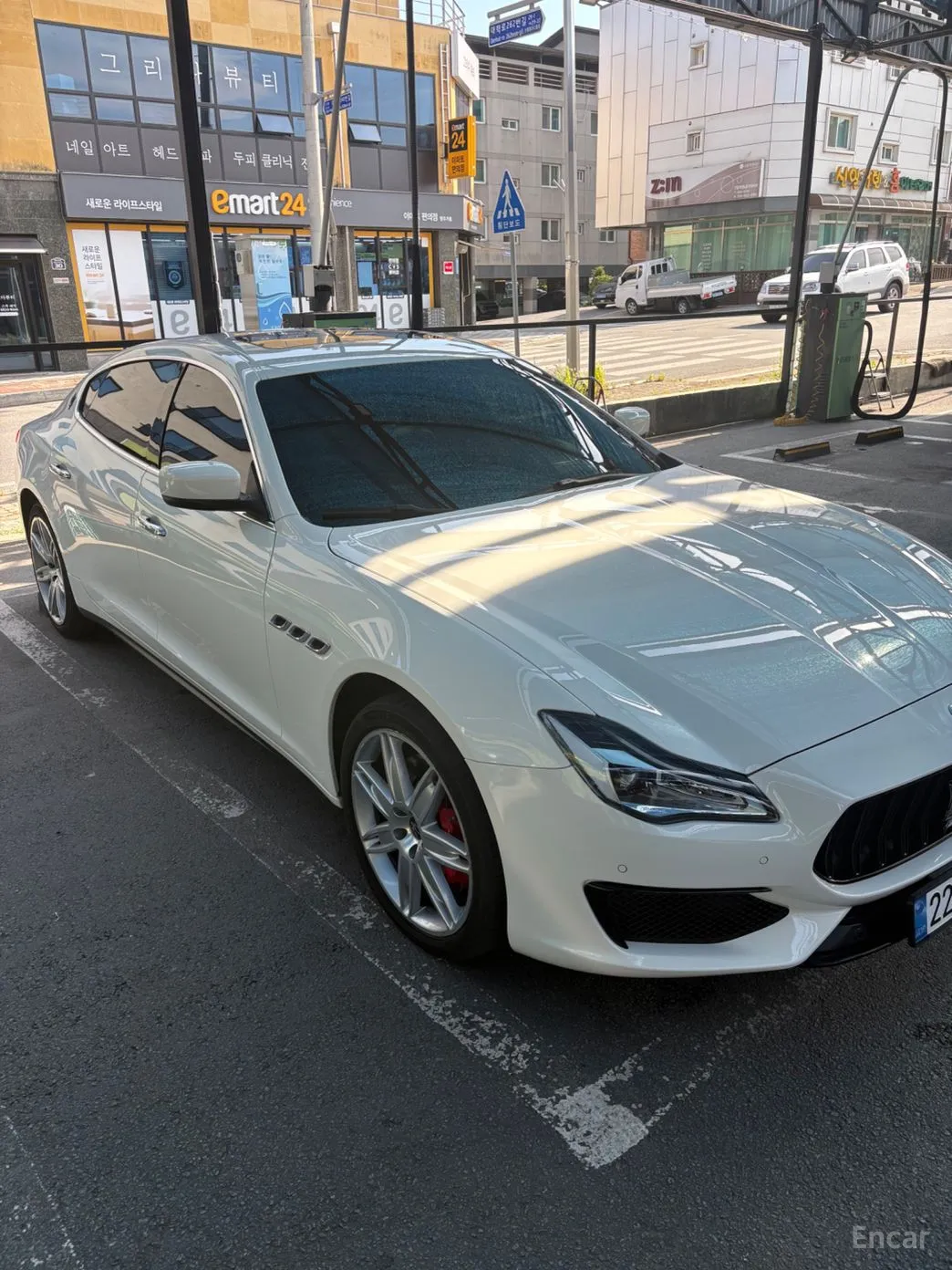 Maserati Quattroporte превью 3
