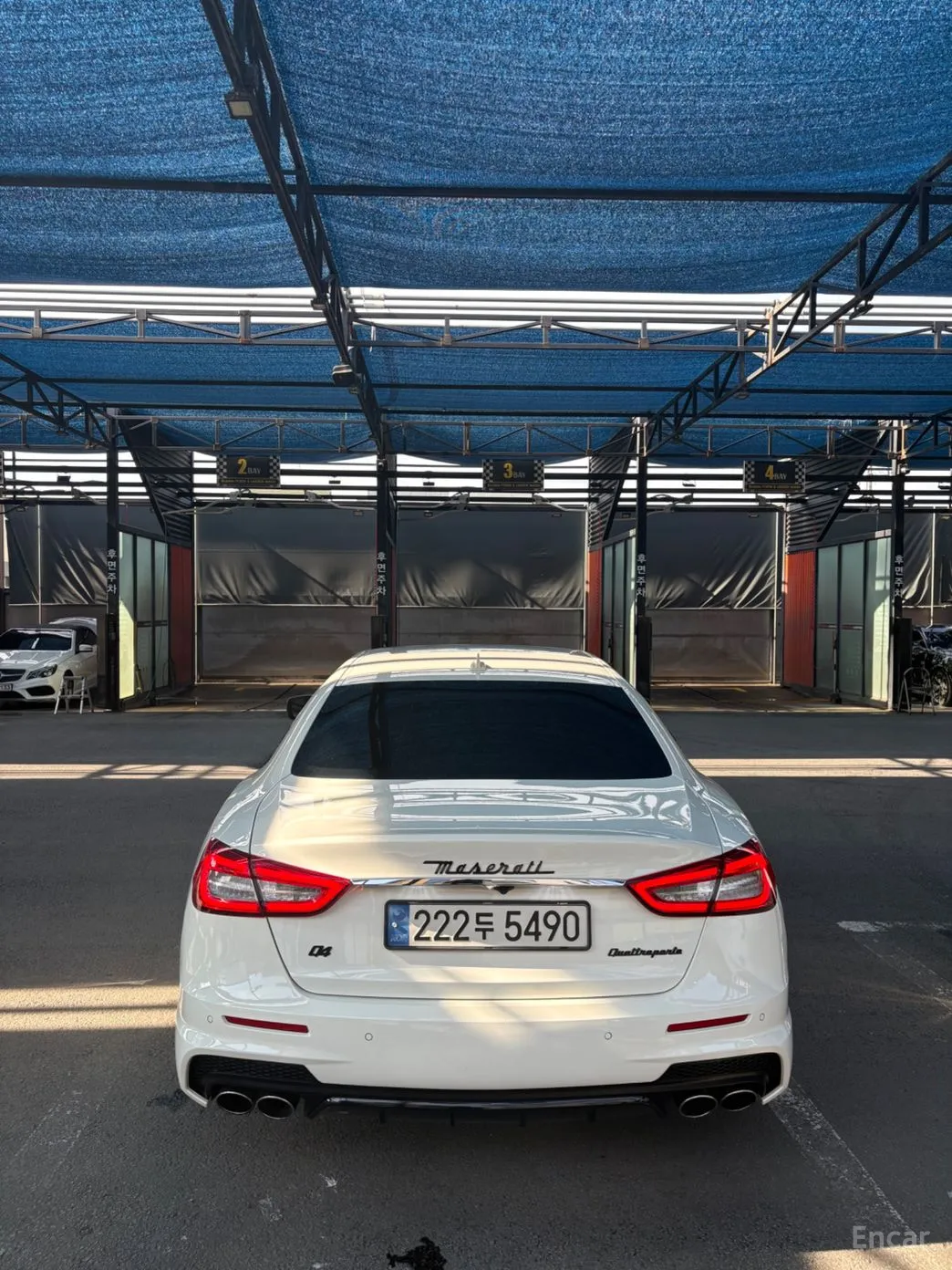 Maserati Quattroporte превью 6