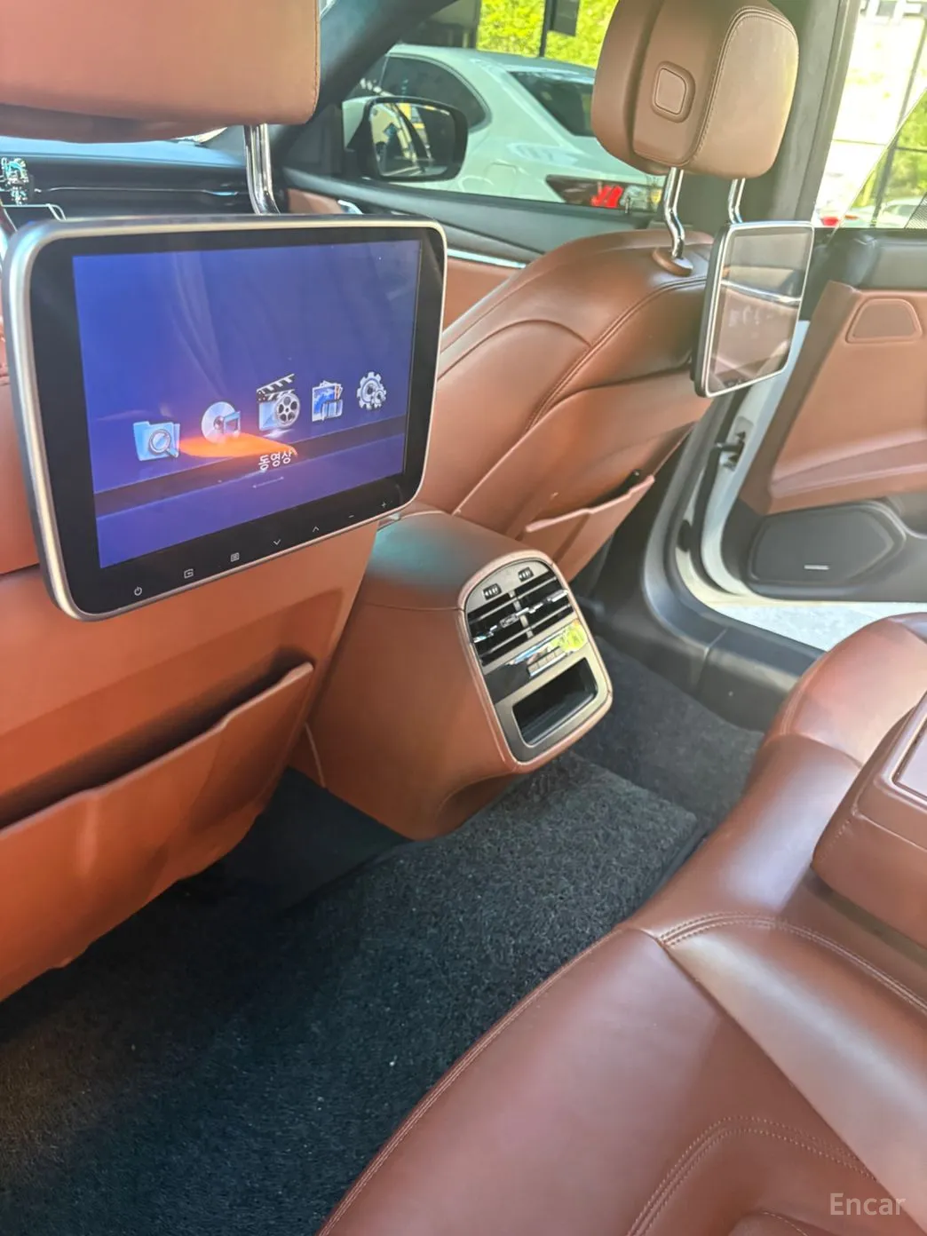 Maserati Quattroporte превью 9