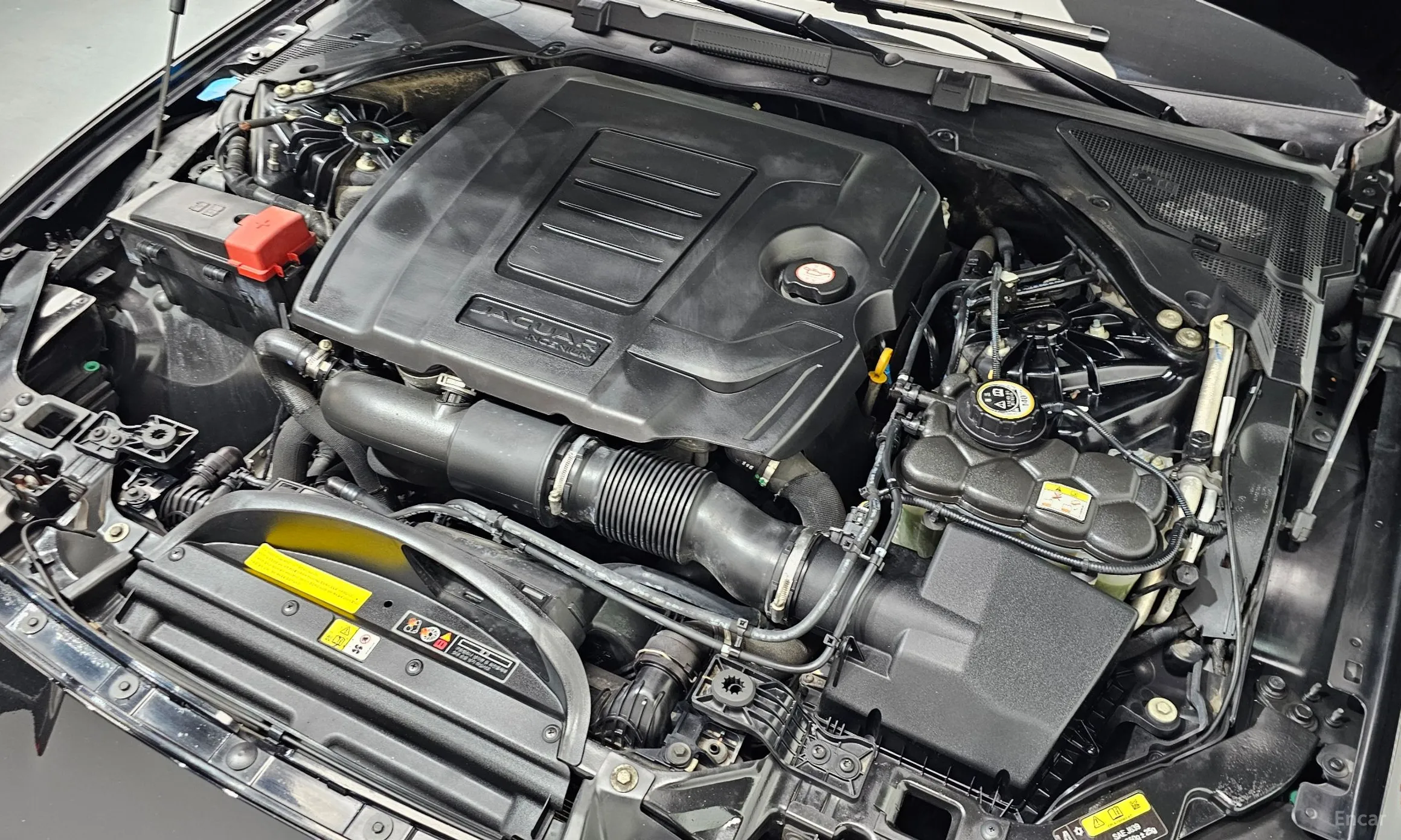 Jaguar XF (x260) превью 6