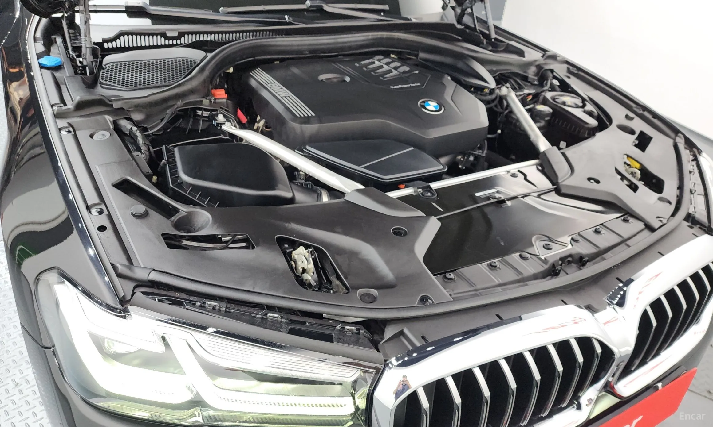 BMW 5 Series (G30) превью 6