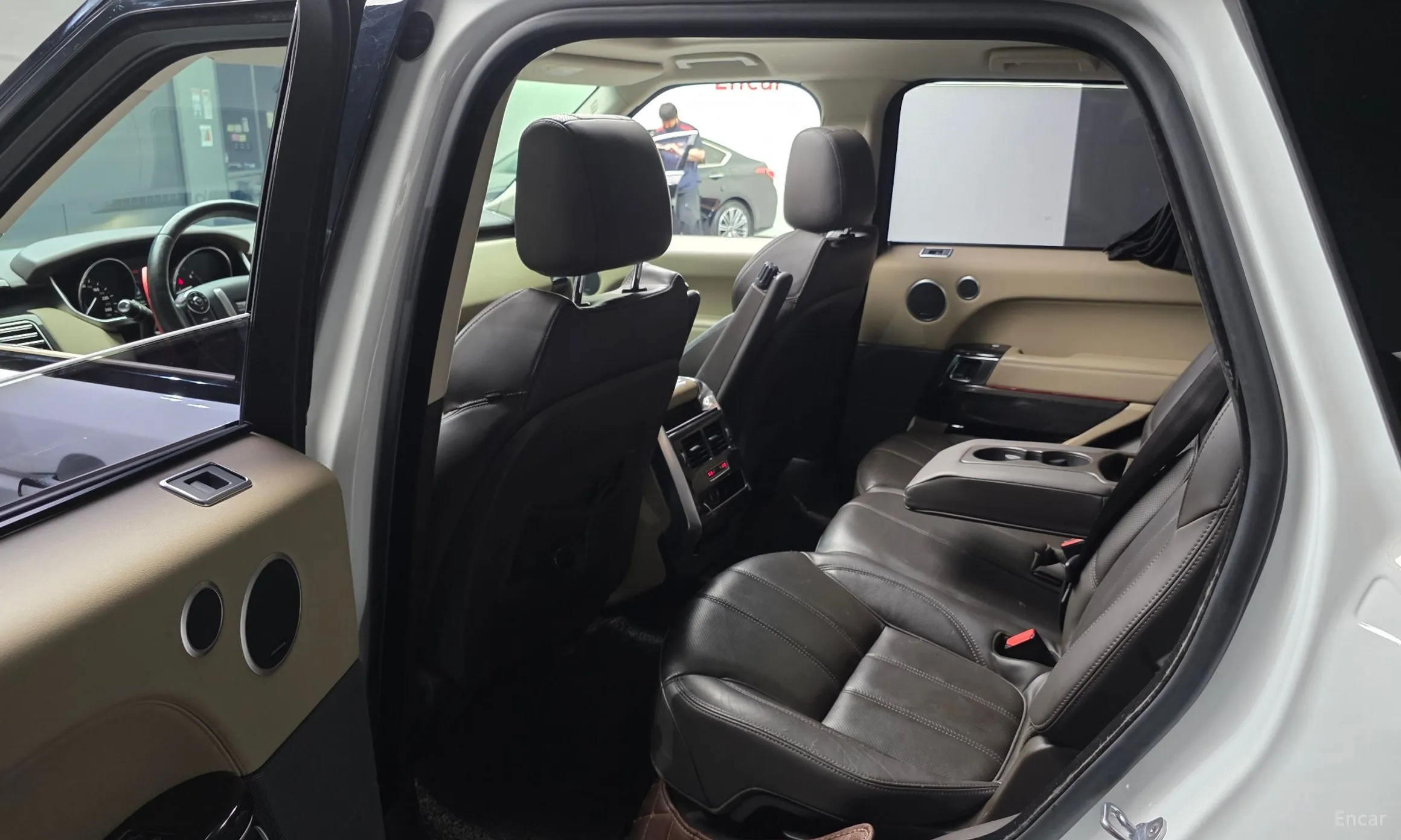 Land Rover Range Rover Sport 2nd Generation превью 11