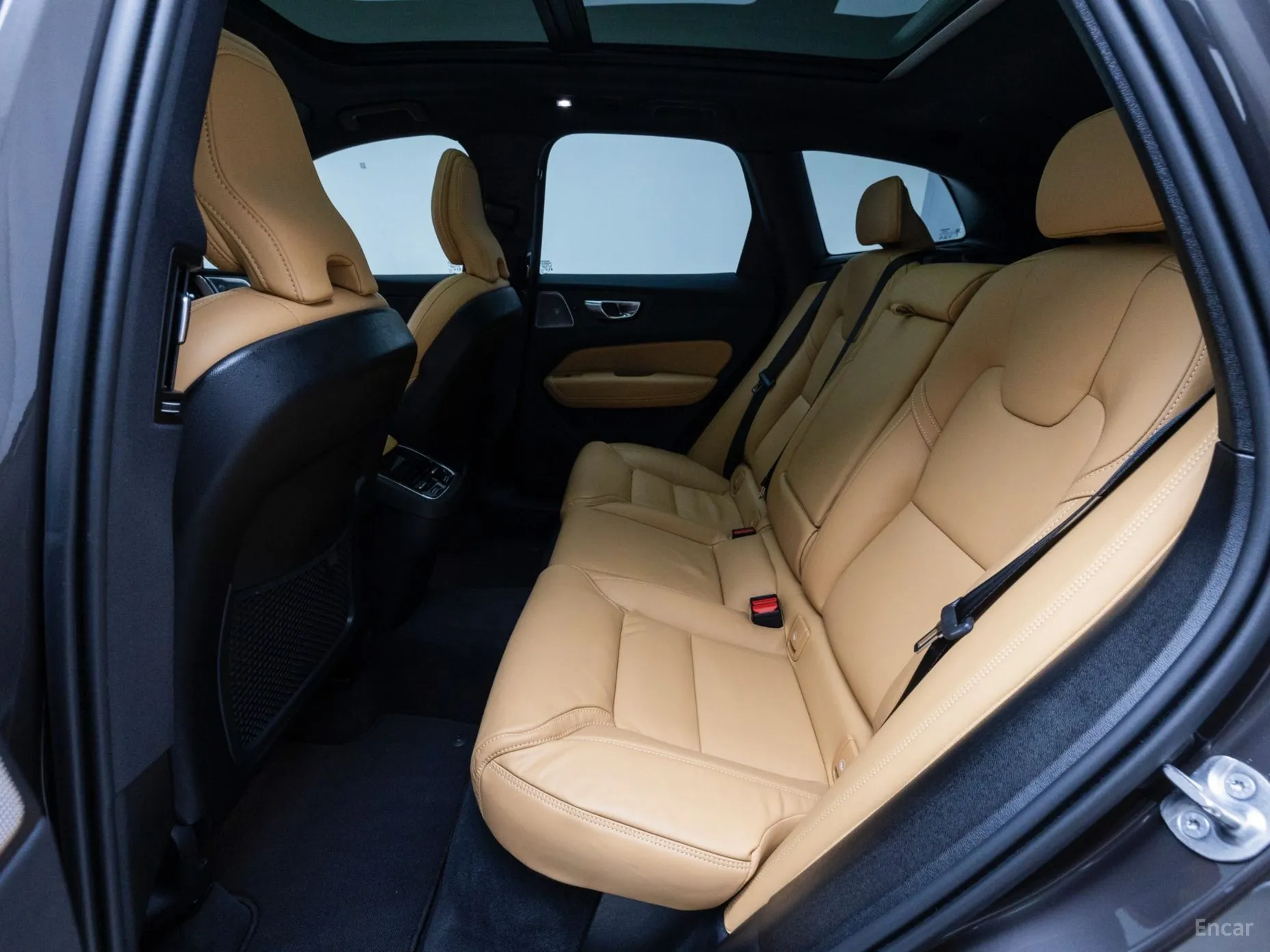 Volvo XC60 Gen 2 превью 11