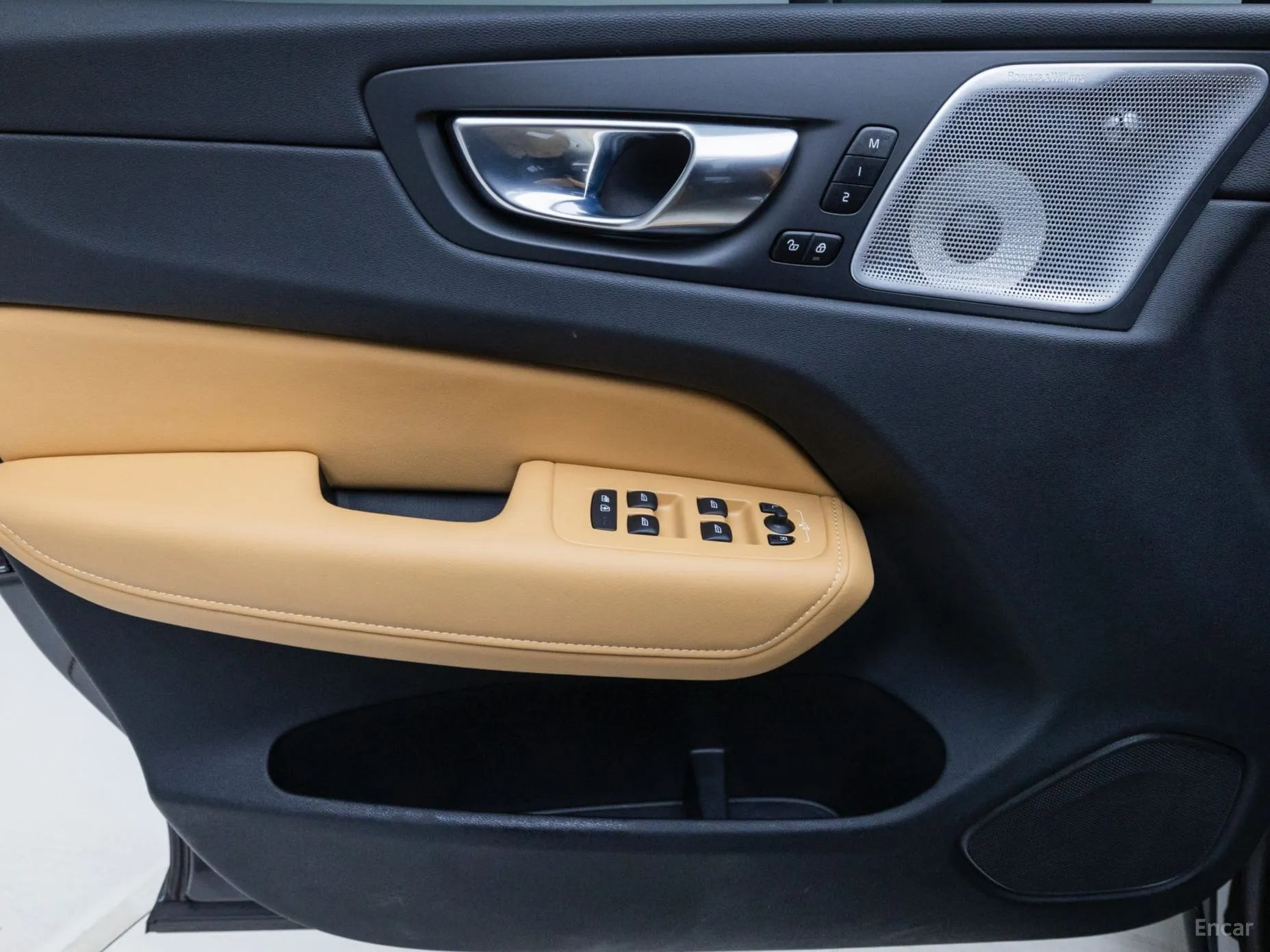 Volvo XC60 Gen 2 превью 17