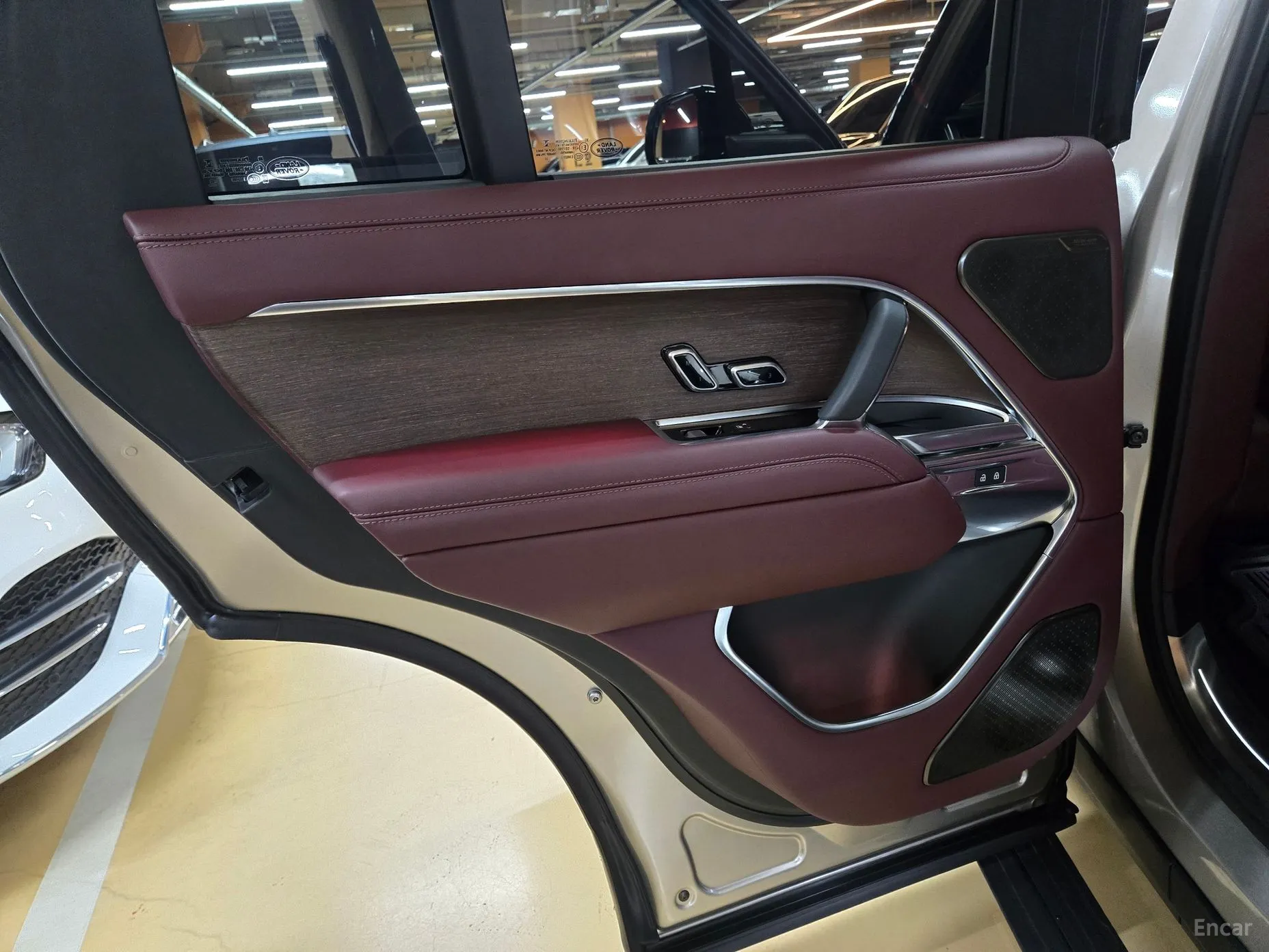 Land Rover Range Rover 5th Generation превью 10