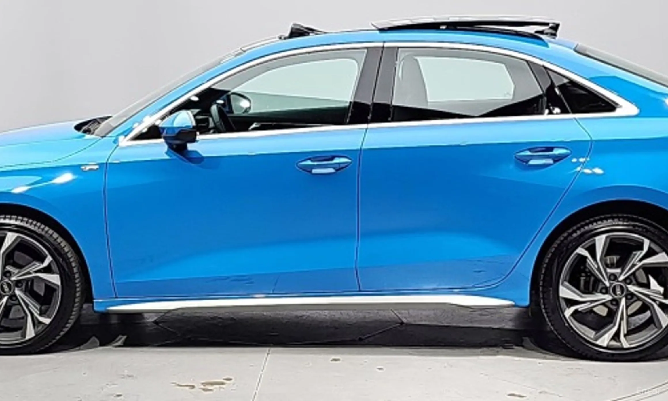 Audi A3 (8Y) превью 3