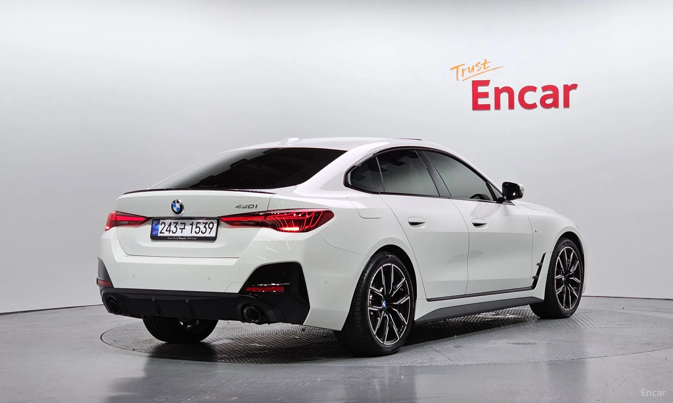 BMW Series 4 (G22)