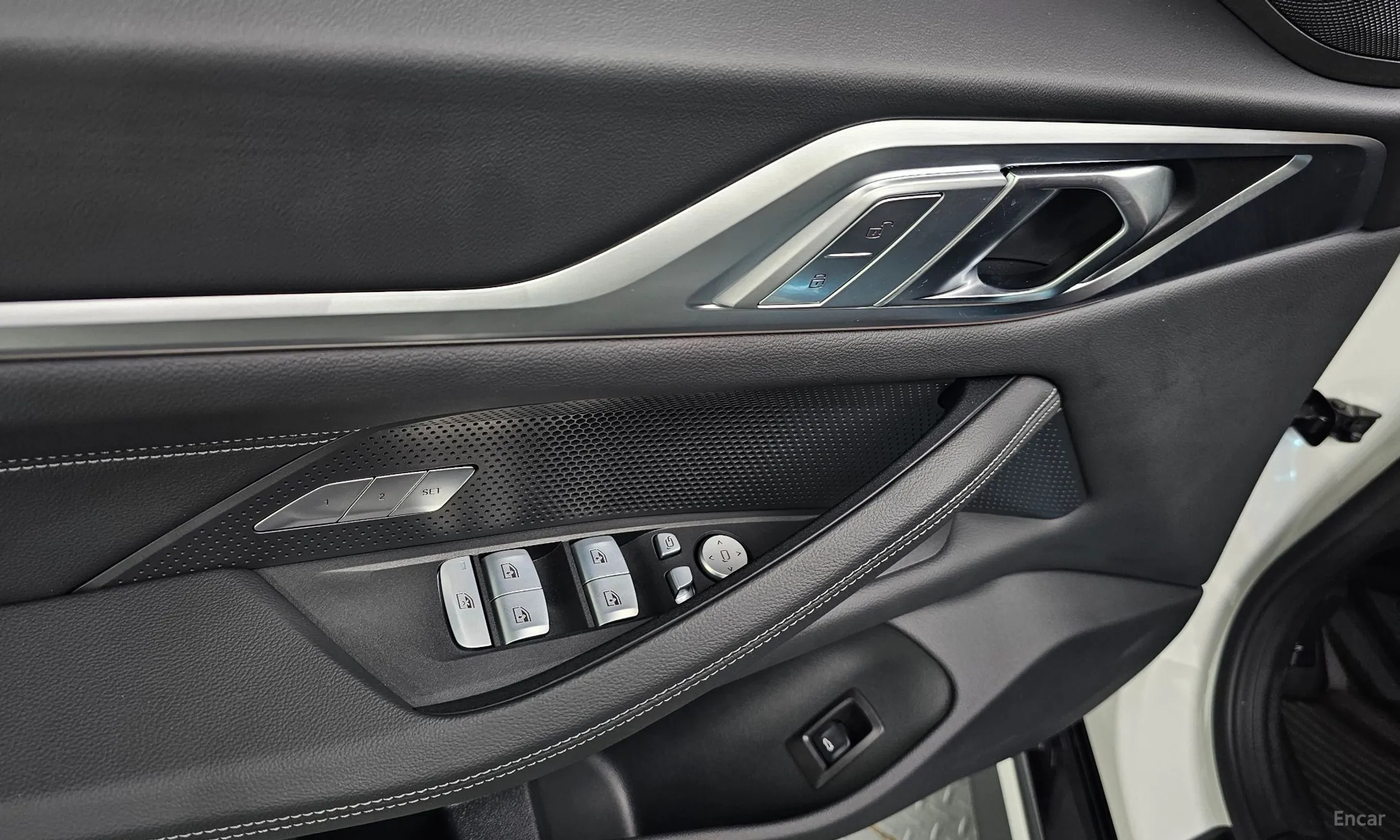 BMW Series 4 (G22) превью 18