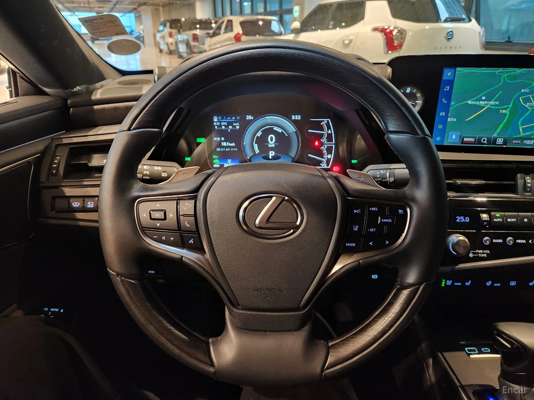 Lexus ES300h 7th Generation превью 10