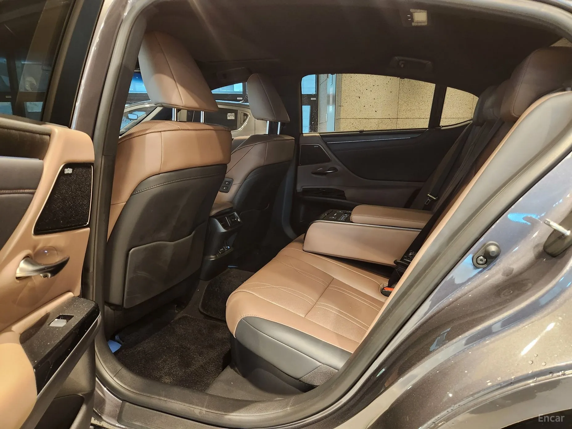 Lexus ES300h 7th Generation превью 11