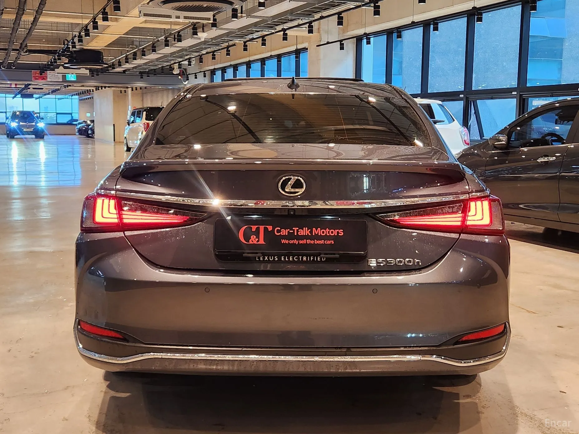 Lexus ES300h 7th Generation превью 4